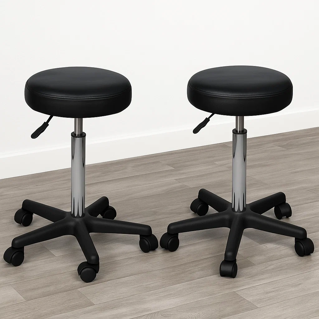 Verstellbarer schwarzer Kunststoff-Bürohocker mit Rollen für Küche oder Büro, 35,5 × 35,5 × 84 cm - kIGIbk0buyW9