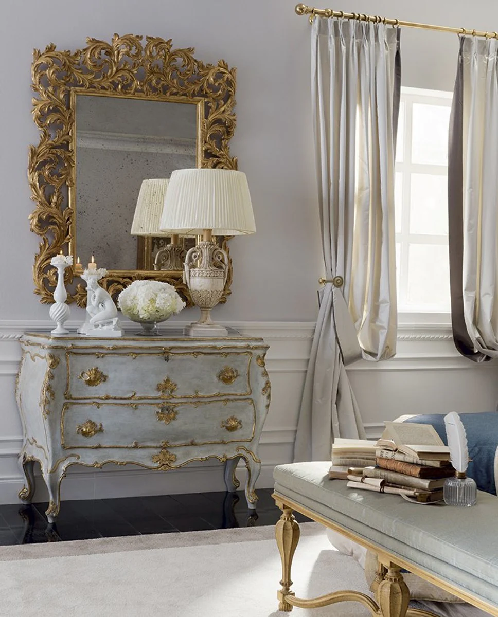 Luxury Baroque mirror antique gold with antique mirror glass - Magnificent Italian Baroque style wall mirror - Luxury furniture in Baroque style - Handcrafted Baroque furniture - Made in Italy