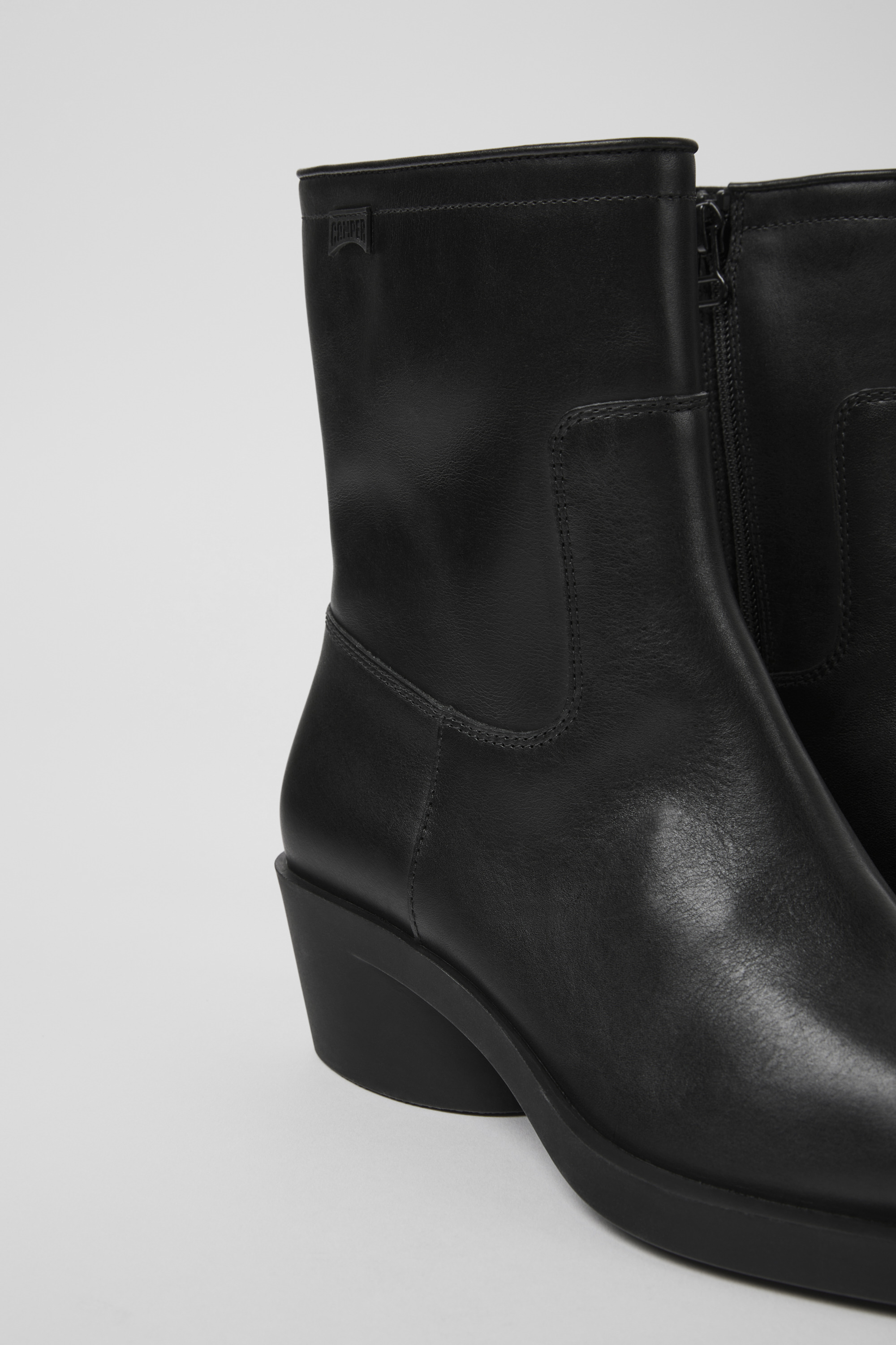 Bonnie - Schwarze Lederstiefel für Damen