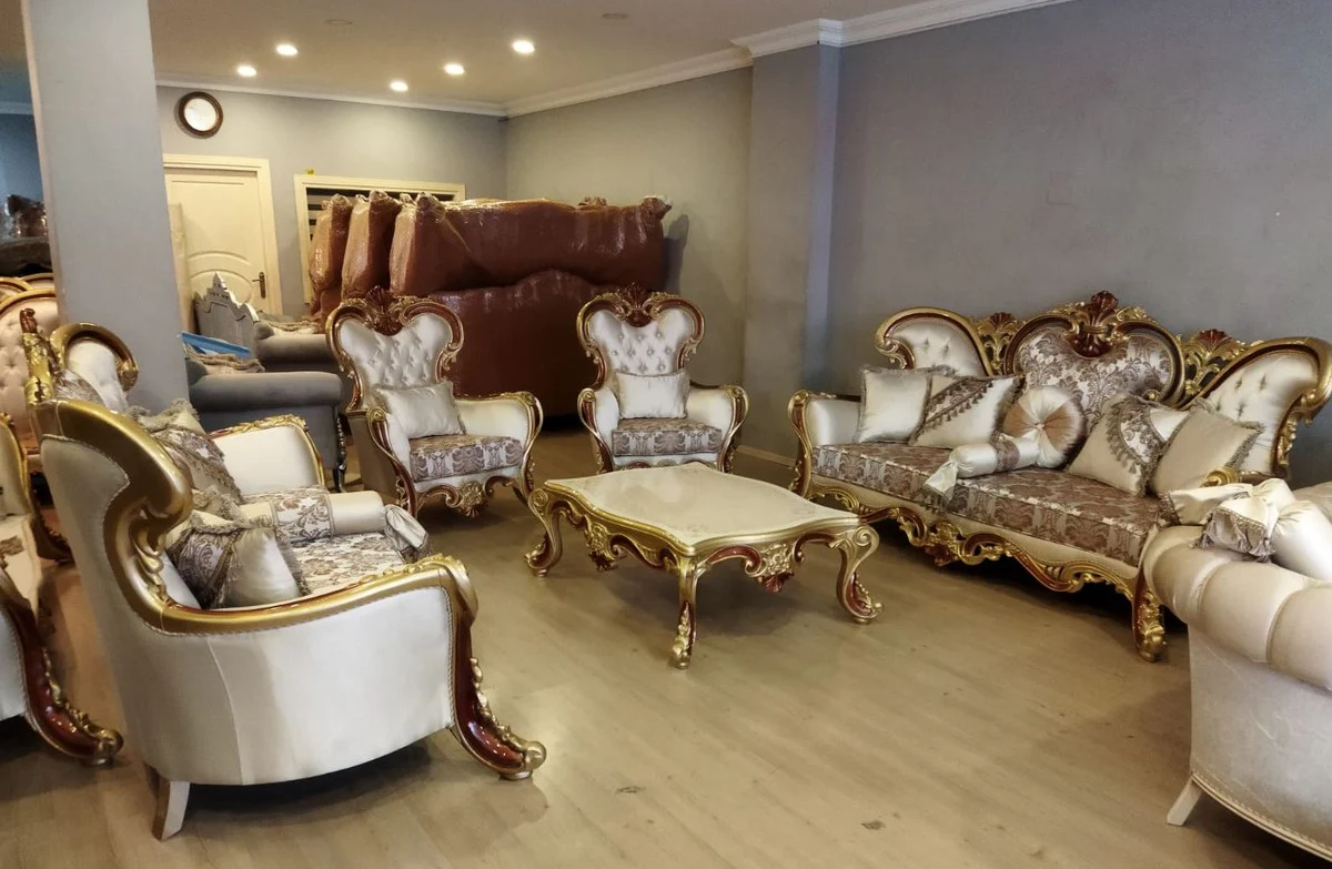 Luxury Baroque Sofa Cream / Silver / Brown / Gold / Brown - Magnificent Living Room Sofa - Baroque Style Living Room Furniture - Luxury Furniture in Baroque Style - Magnificent Baroque Furniture
