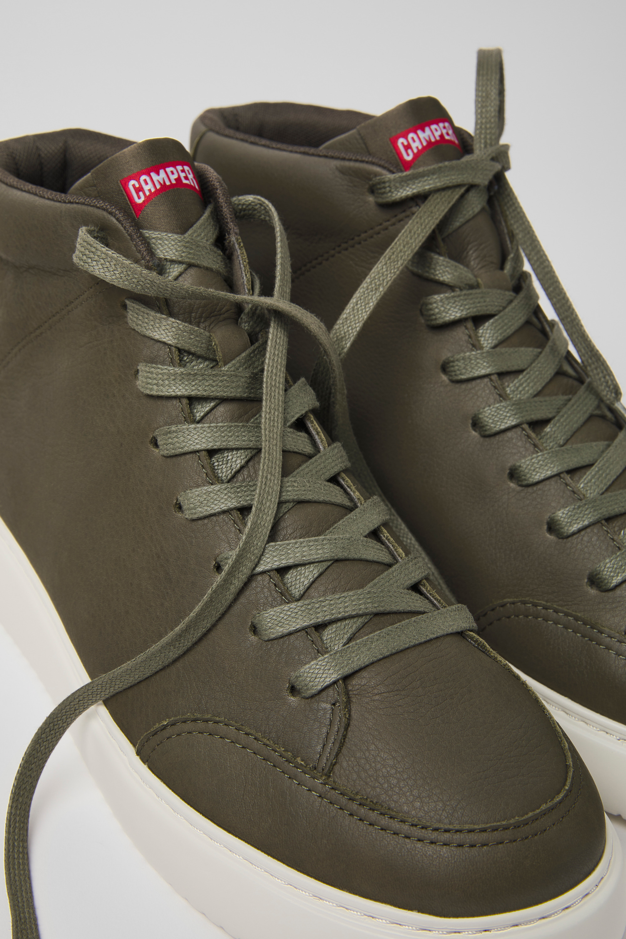 Runner K21 - Grüne Leder Turnschuhe für Herren