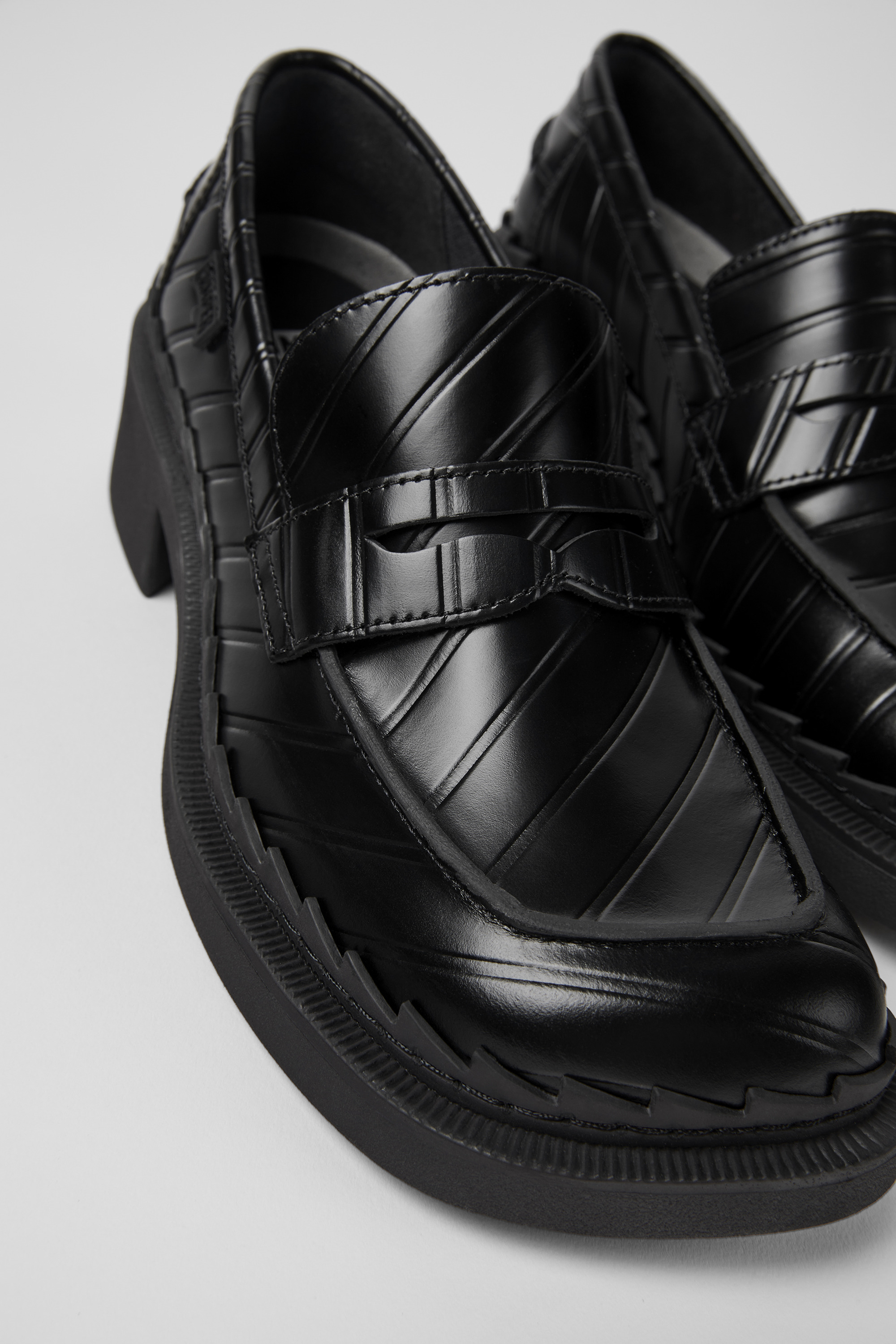 Twins - Schwarze Leder-Loafer für Frauen