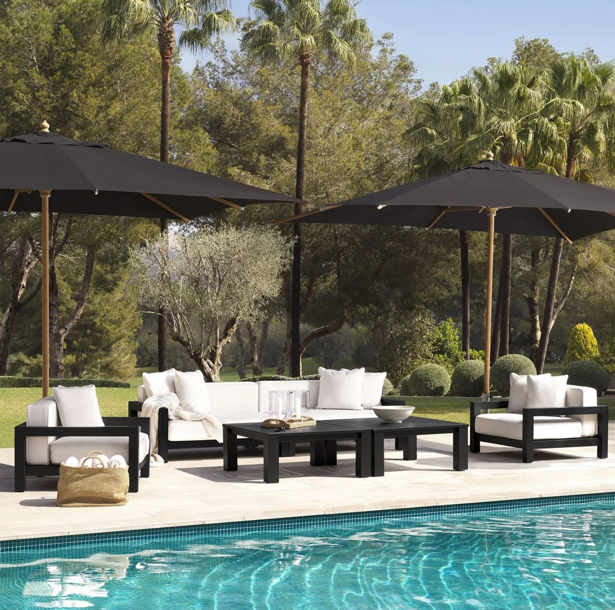 You are purchasing a Casa Padrino brand product.