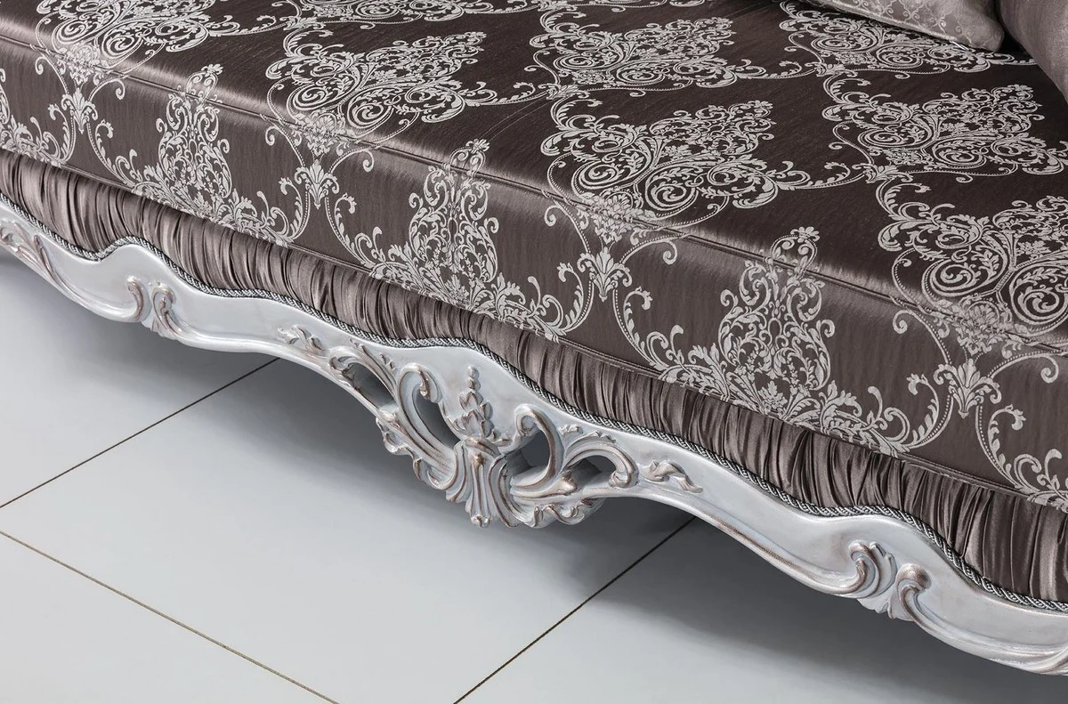 Luxury Baroque sofa bronze color / silver 262 x 90 x H. 113 cm - Magnificent living room sofa with decorative pillows - Baroque furniture