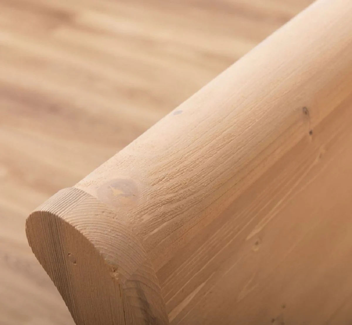 Scope of delivery: Bathtub without drain and overflow