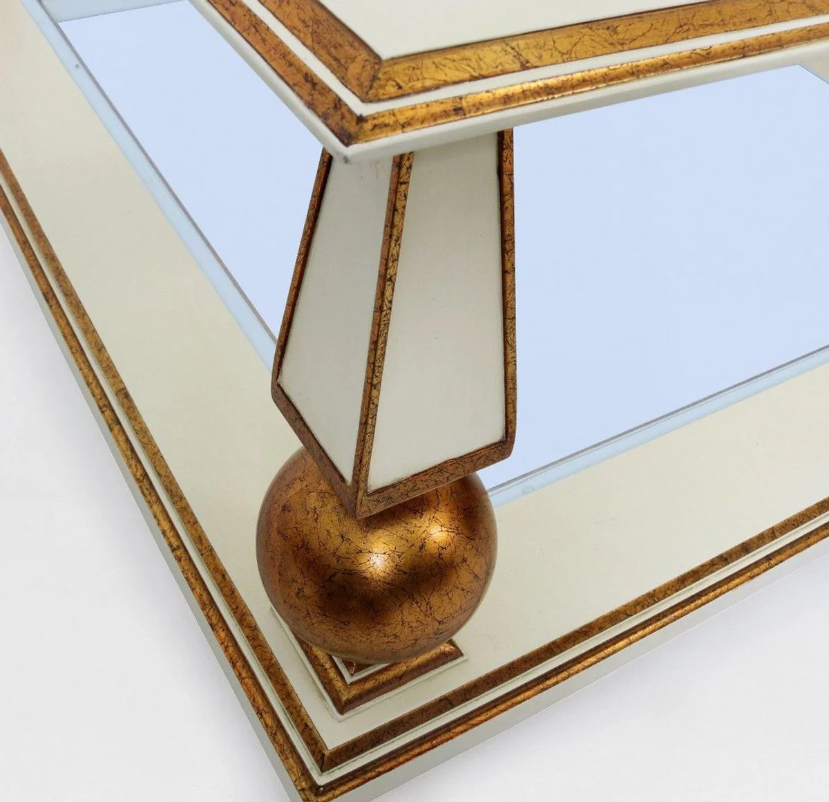Luxury baroque coffee table white / antique gold 113 x 113 x H. 47 cm - magnificent solid wood living room table with glass tops - baroque living room furniture