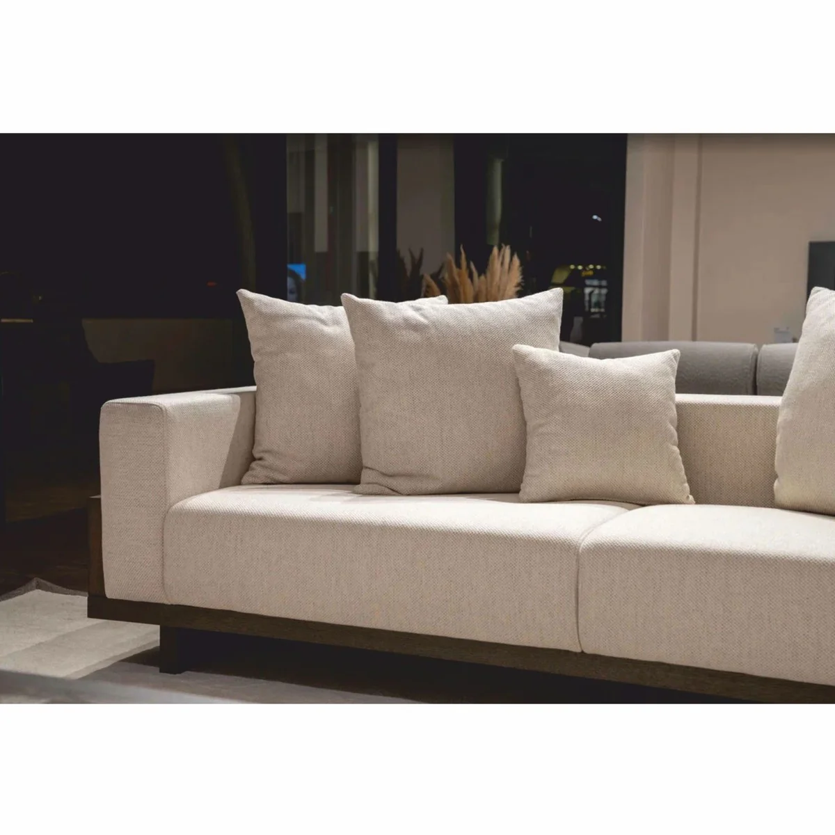 Luxus Sofa Creme / Dunkelbraun 240 cm - Wohnzimmer & Hotel Möbel
