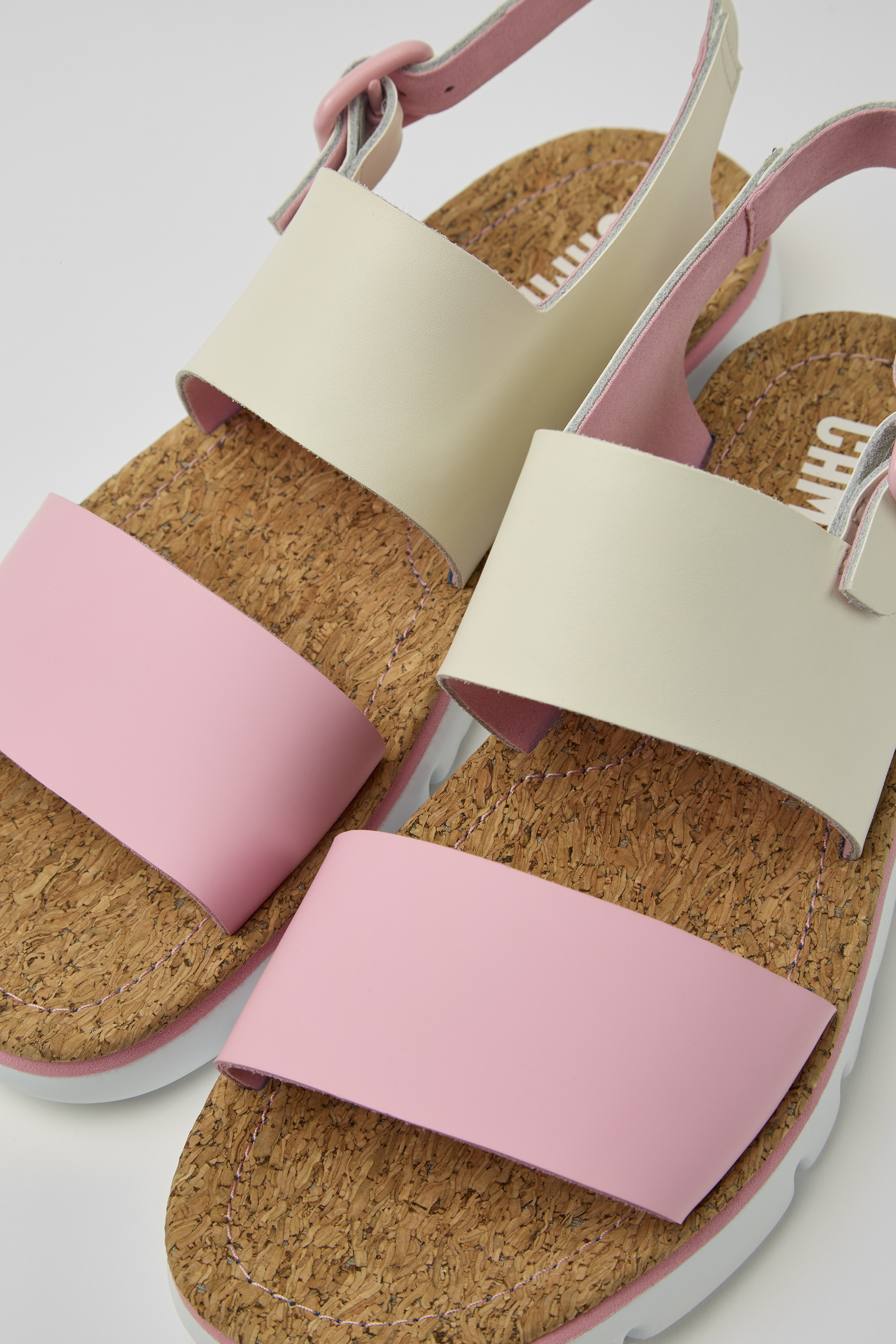 Oruga - Weiße und rosa Leder Sandalen für Damen