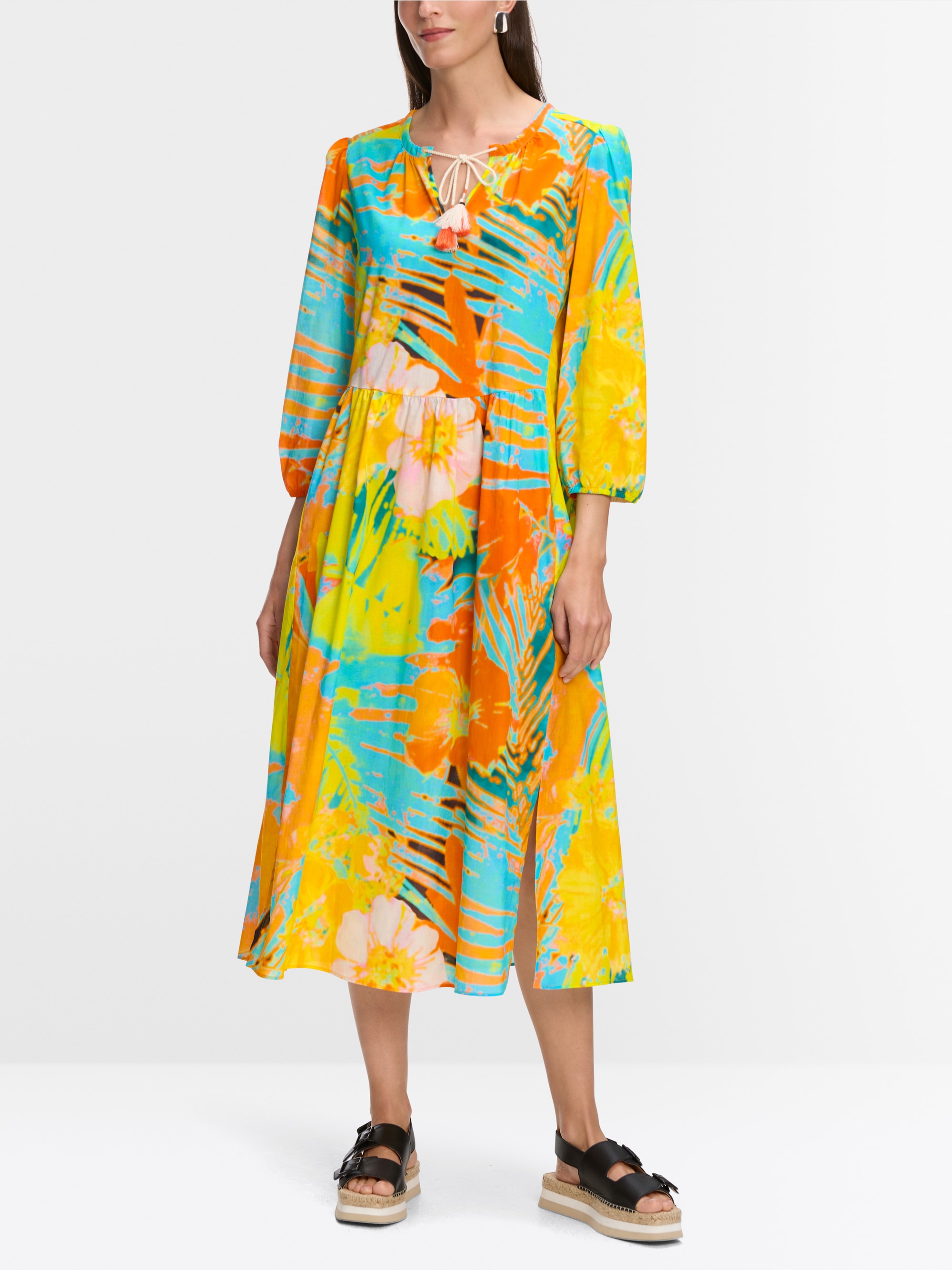 Marc-Cain Rethink Together Kleid mit Hawaii-Print