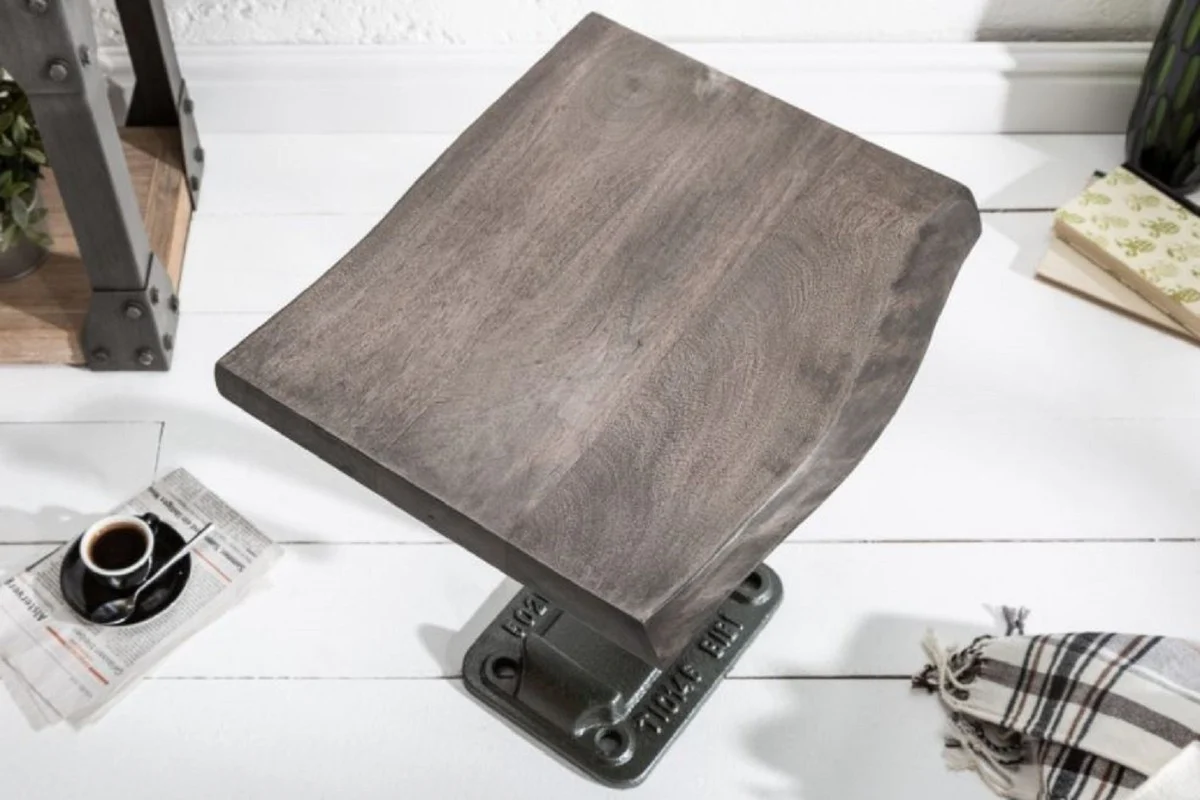 Industrial design side table gray 43 x 35 x H. 46 cm - industrial style metal table with solid wood table top - industrial design furniture