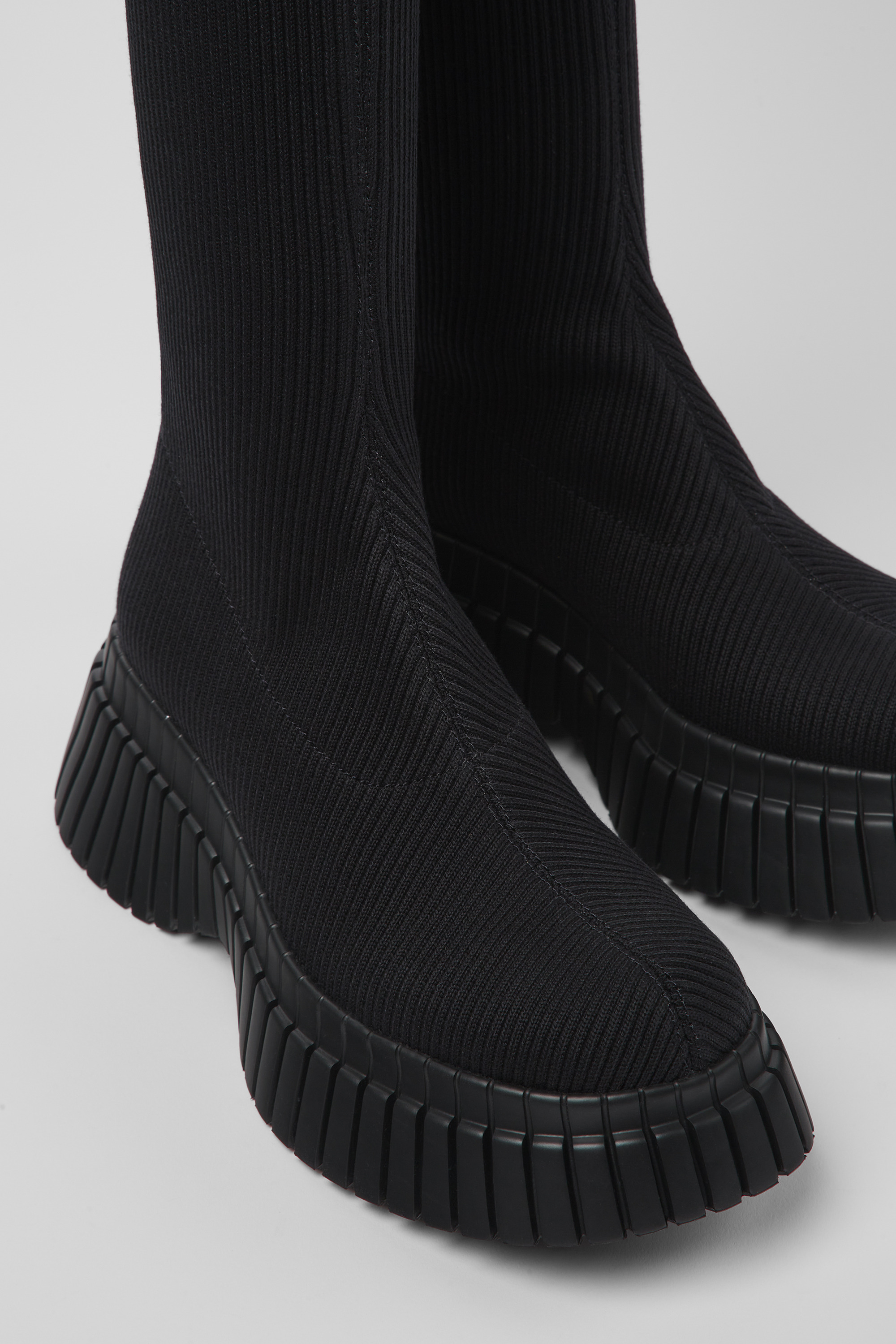 BCN TENCEL - Schwarze Textilstiefel für Damen