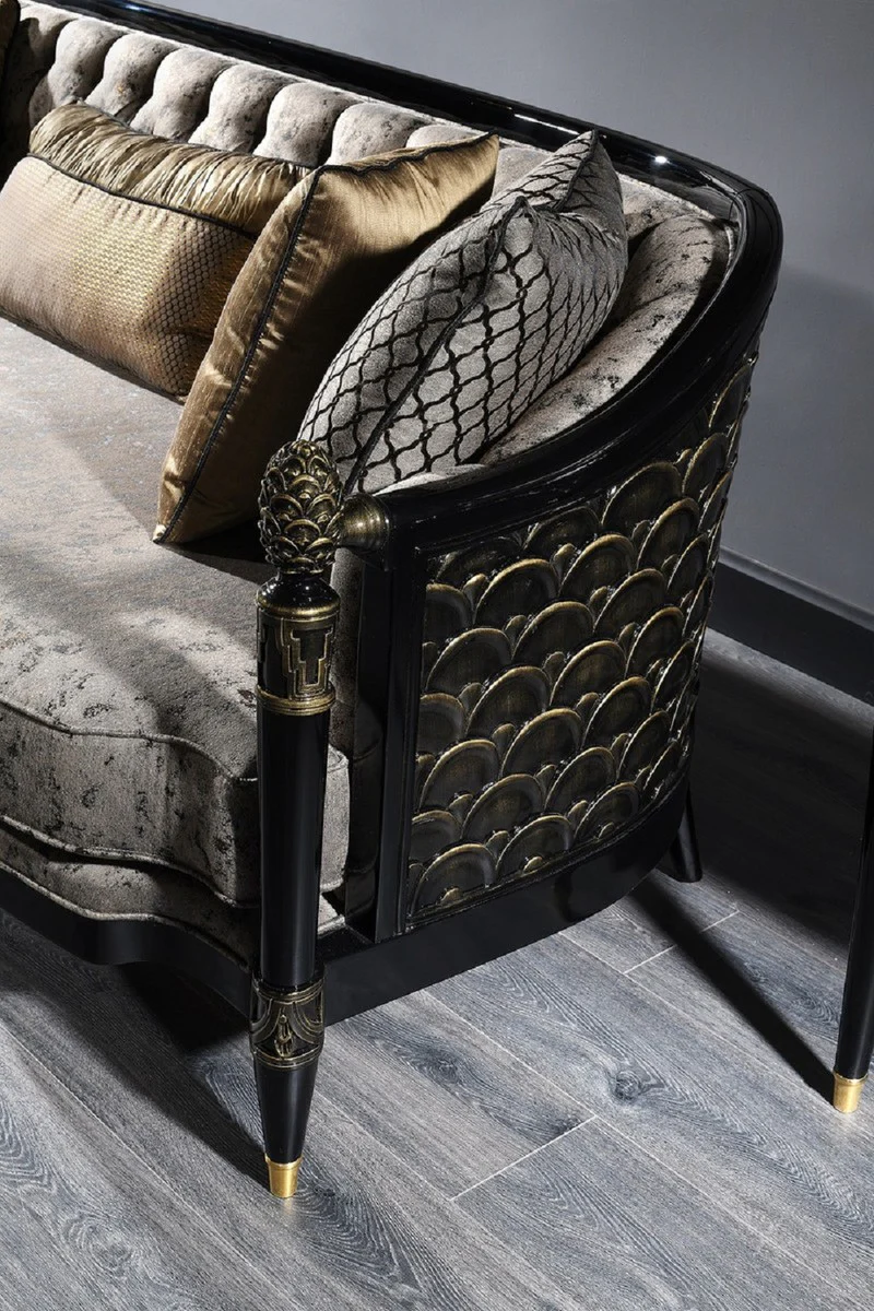 Luxus Barock Wohnzimmer Set Silbergrau / Schwarz / Gold - 2 Sofas & 2 Sessel & 1 Couchtisch & 2 Beistelltische - Prunkvolle Barock Möbel - Luxus Qualität