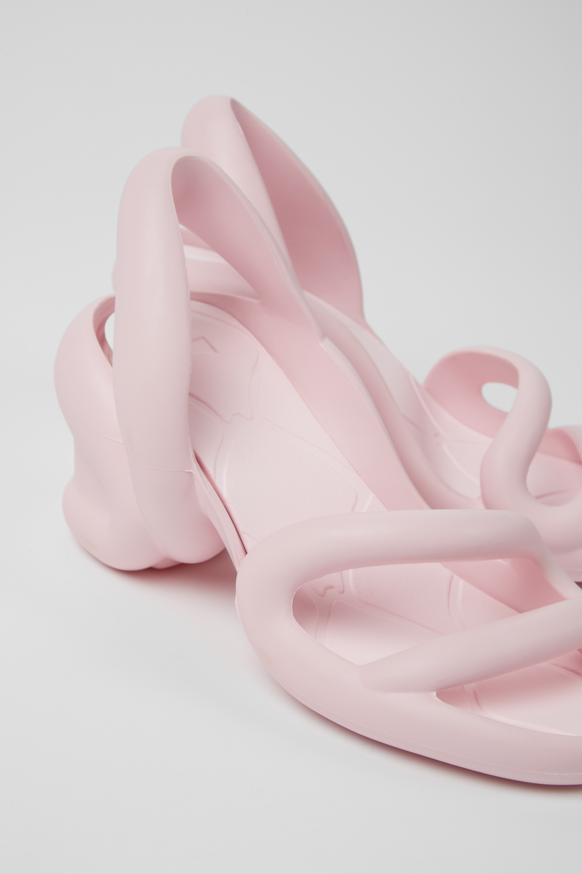 Kobarah - Pastel Pink unisex Sandalen