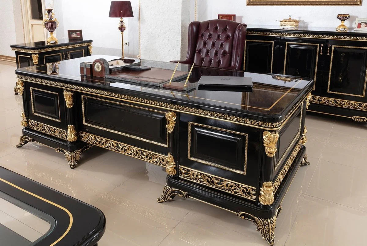 is a Europe-wide renowned producer and distributor of baroque furniture and luxury decorative items