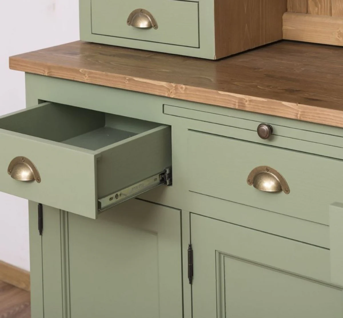 Country house style kitchen cabinet green / brown 137 x 50 x H. 197 cm - 2-part kitchen cabinet with 5 doors and 7 drawers - country house style kitchen furniture