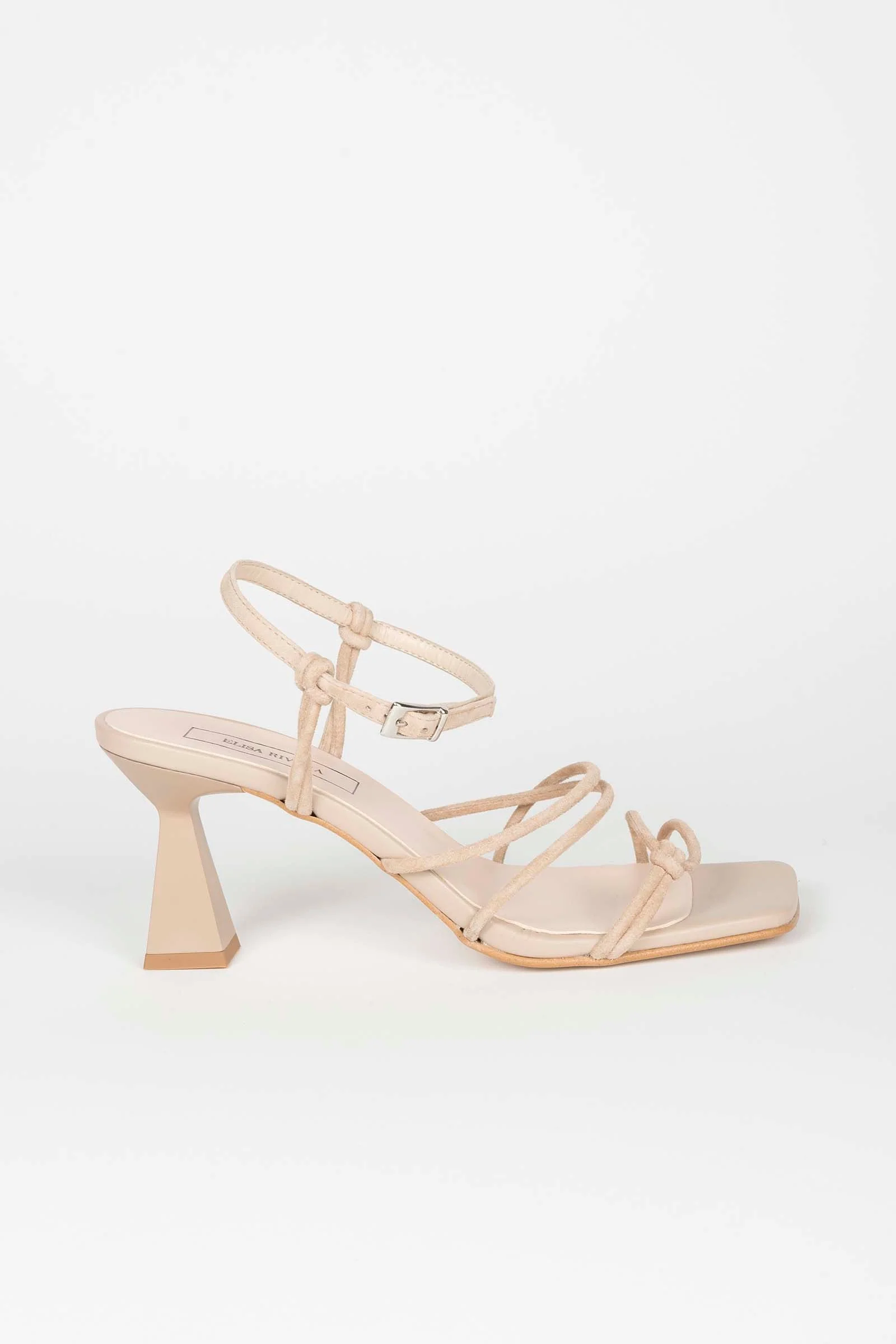 Rivera-Spain Elise Steinsandale