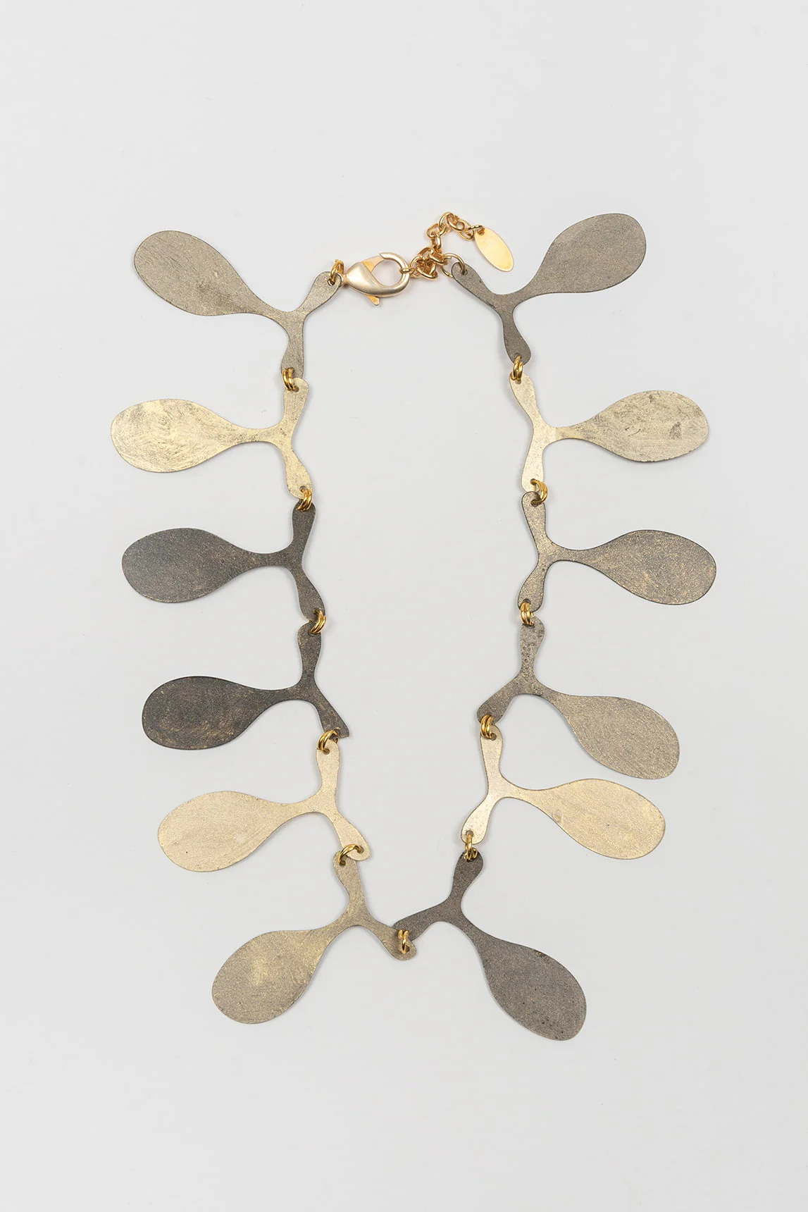 Rivera-Spanien-Halsband FL Private Collection Lagrimas Dorado