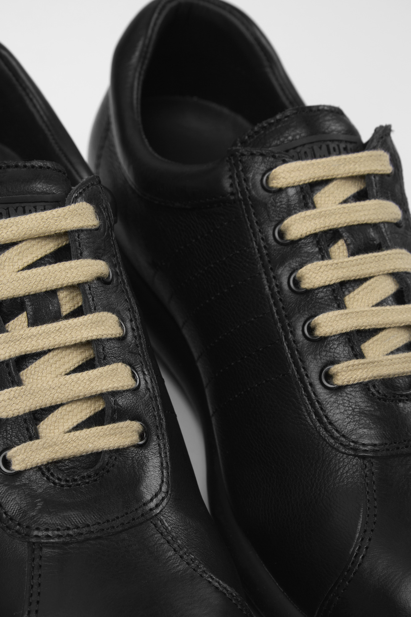 Pelotas - Iconic schwarz Schuh für Damen