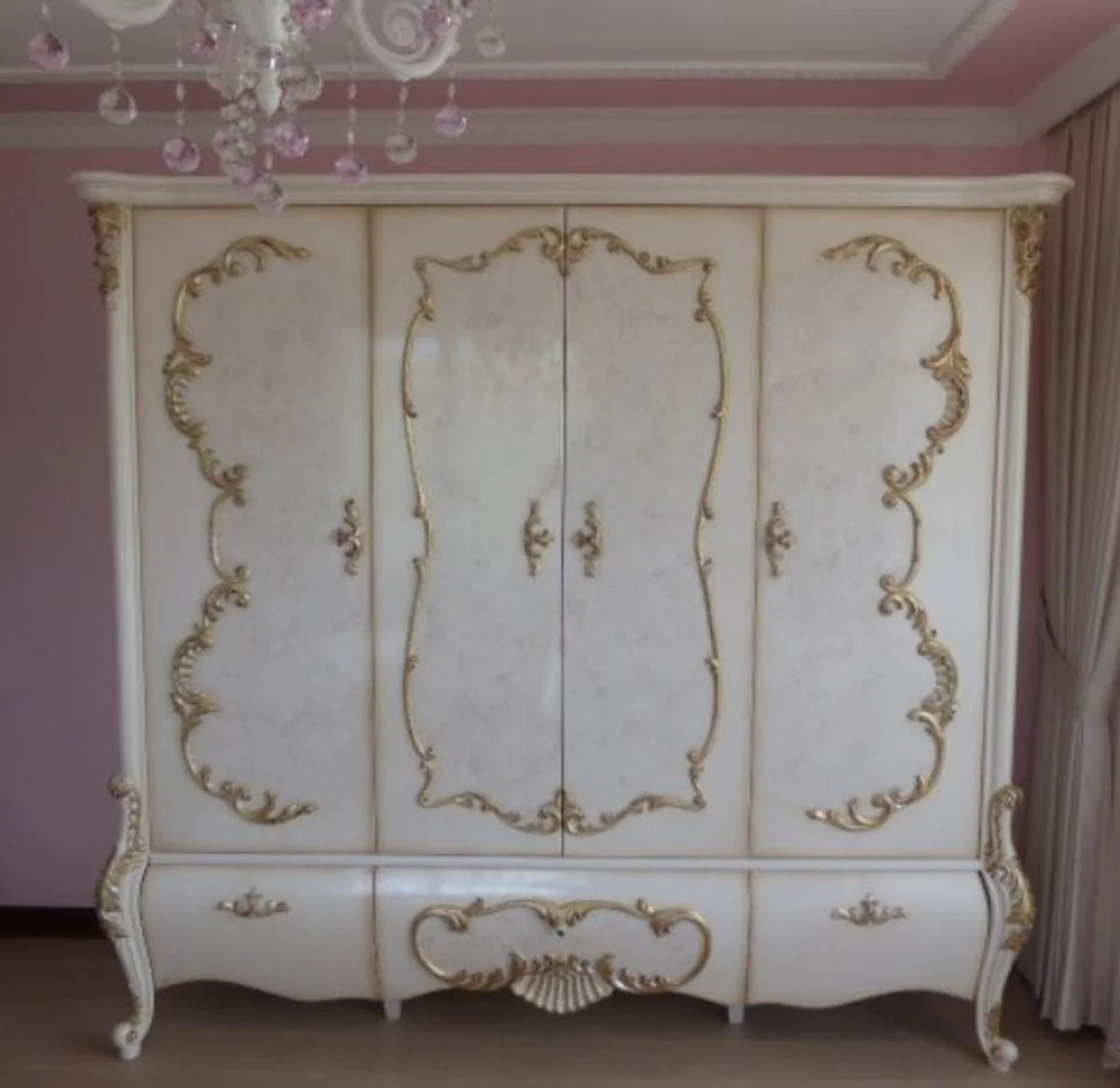 Luxury baroque bedroom wardrobe white / cream / gold 320 x 70 x H. 250 cm - noble solid wood wardrobe - bedroom furniture in baroque style - luxury quality