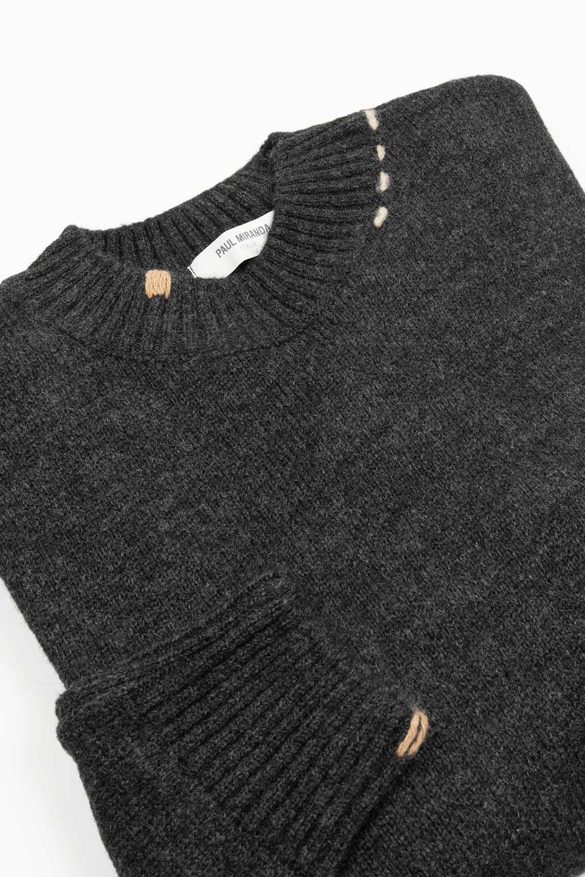 Rivera-Spanien Paul Miranda dunkelgraues Trikot