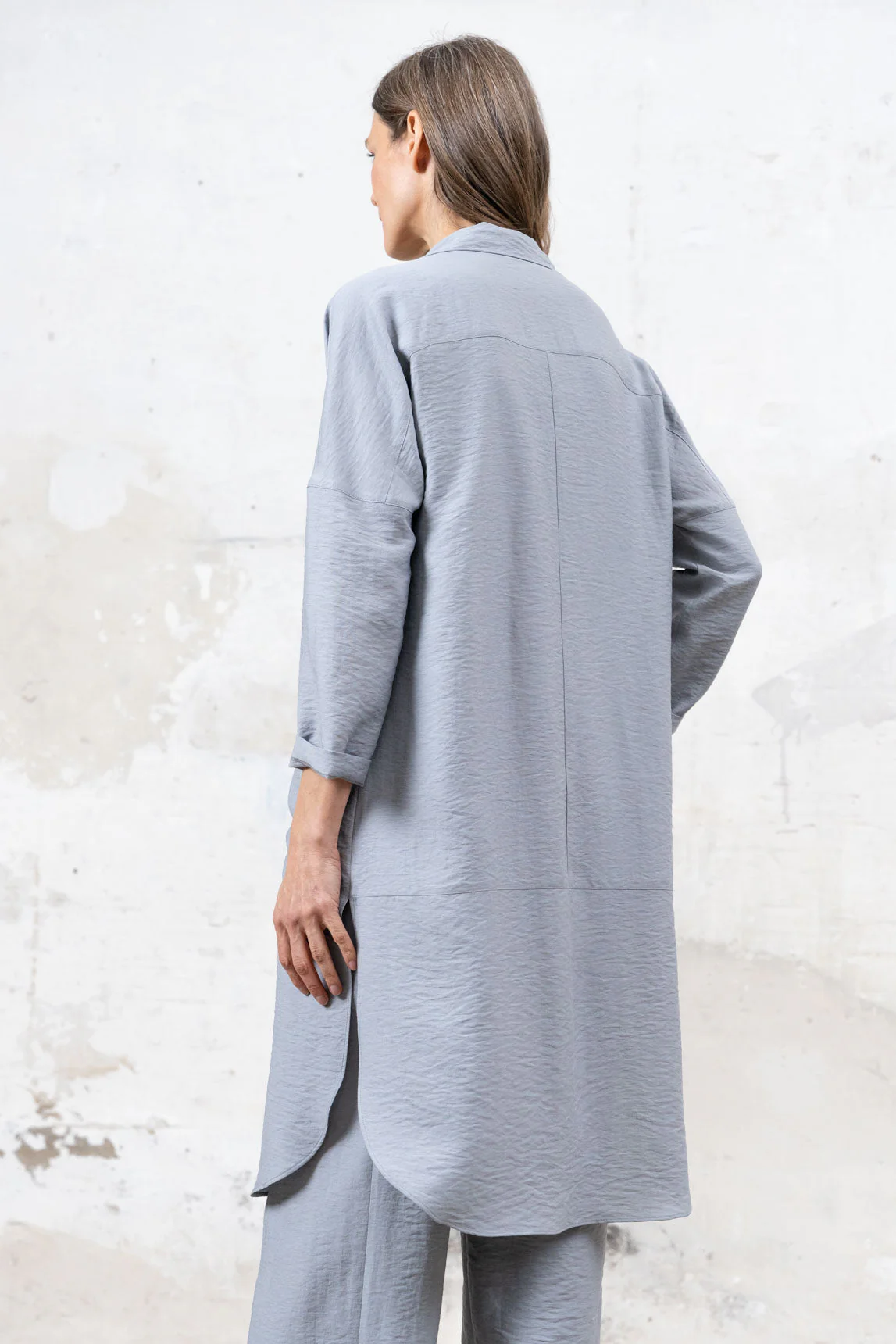 Rivera-Spanien Levita Banari gris