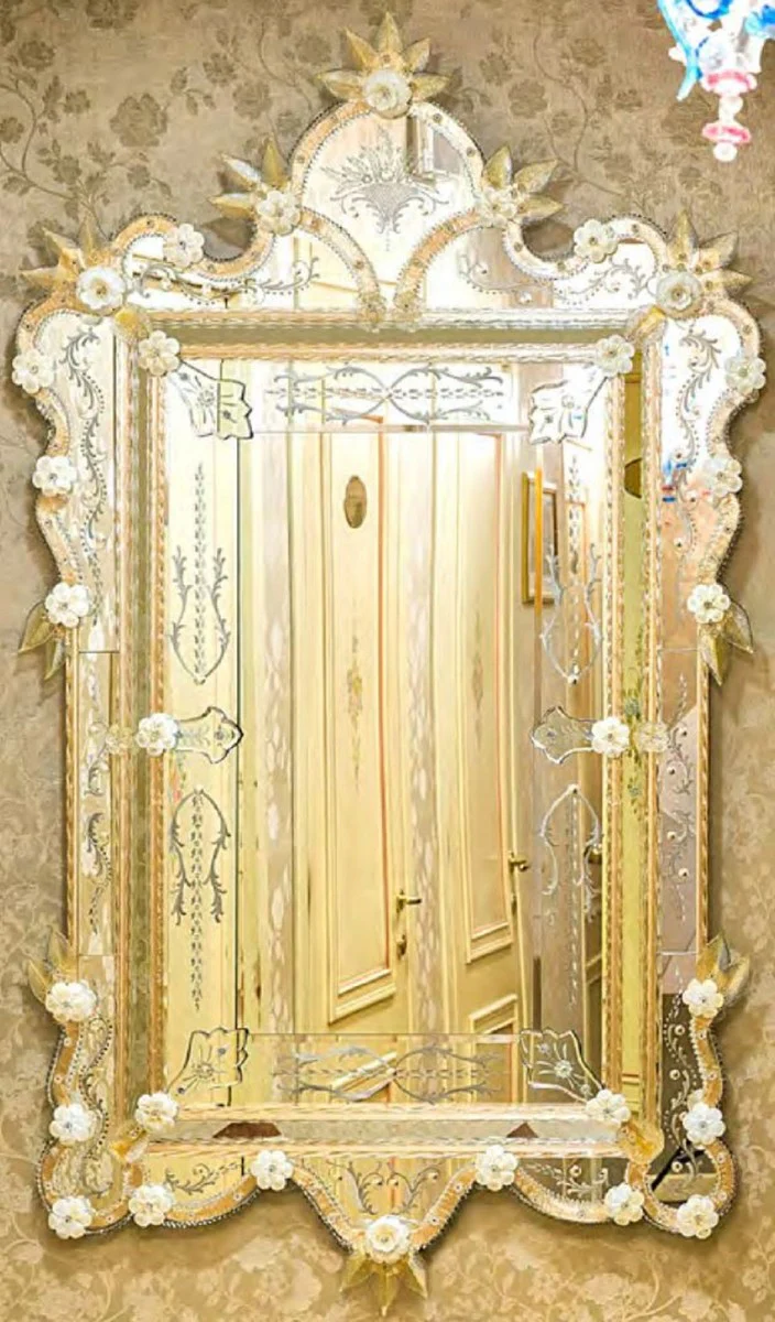 Luxury Baroque Mirror Yellow - Magnificent wall mirror in Venetian style - Hotel furniture - Castle furniture - Baroque furniture - Luxury furniture in Baroque style - Made in Italy