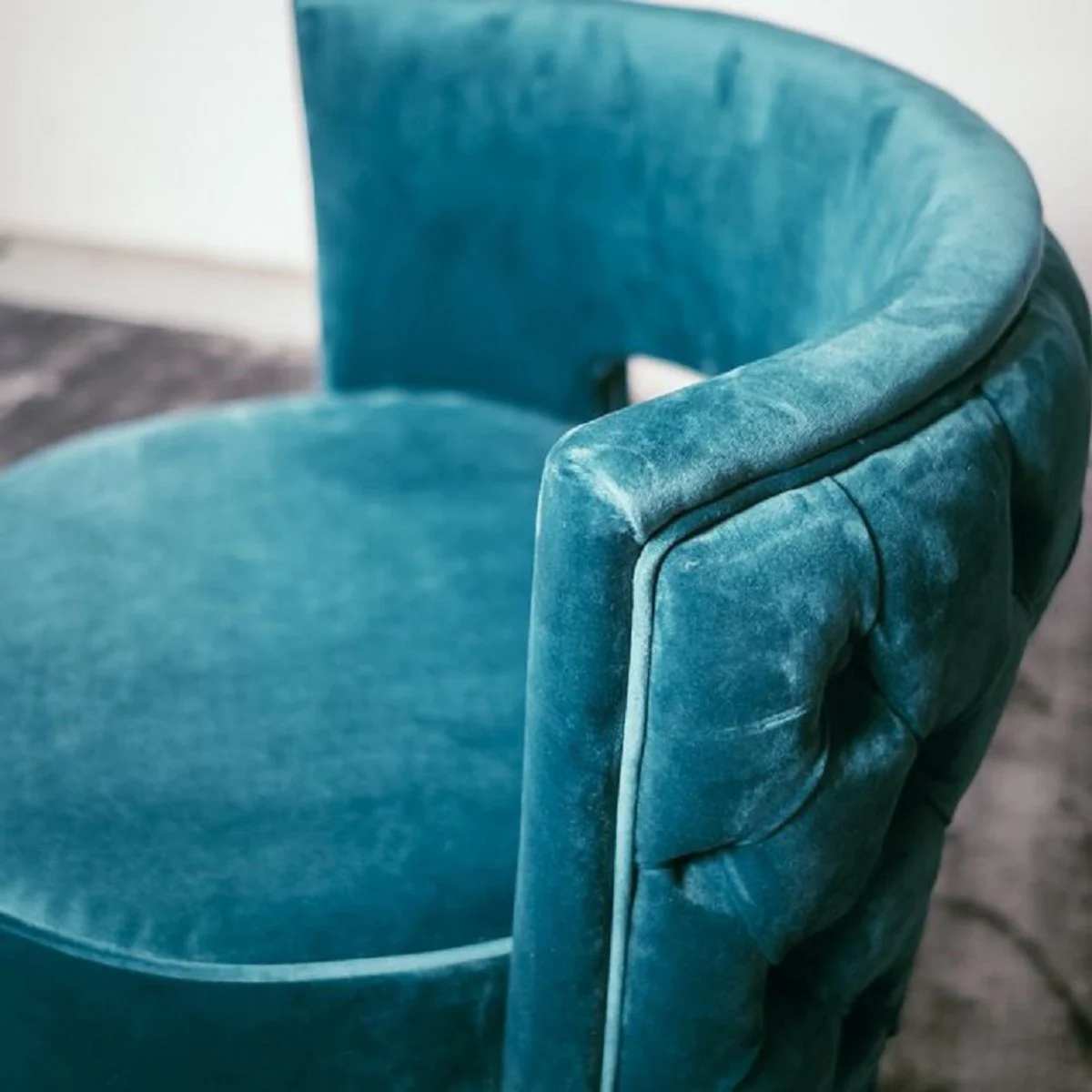 Luxury Chesterfield swivel armchair dark green 65 x 58 x H. 69 cm - Velvet armchair - Luxury furniture