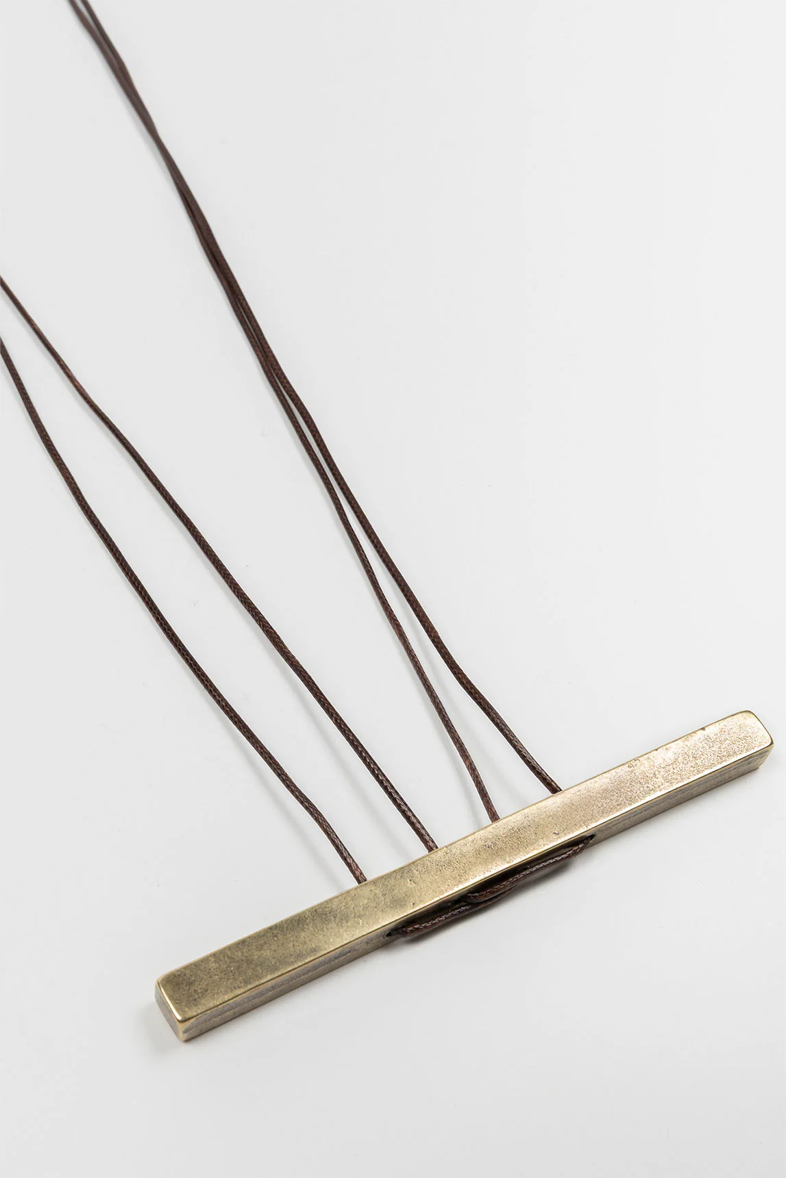 Rivera-Spanien Lumen Messinghalskette