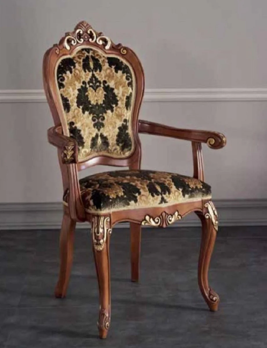 is a Europe-wide renowned producer and distributor of baroque furniture and luxury decorative items and a registered trademark with the German Patent and Trademark Office.