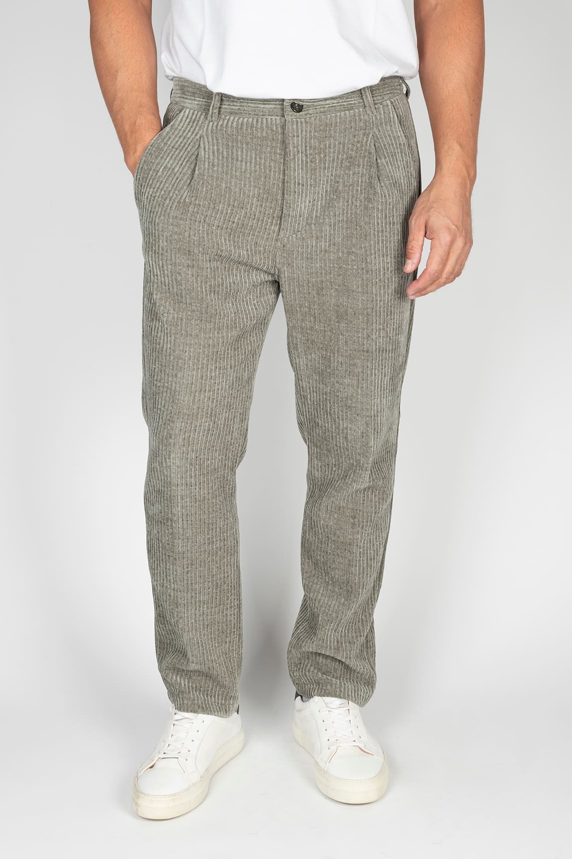 Rivera-Spanien Grüne Cordhose