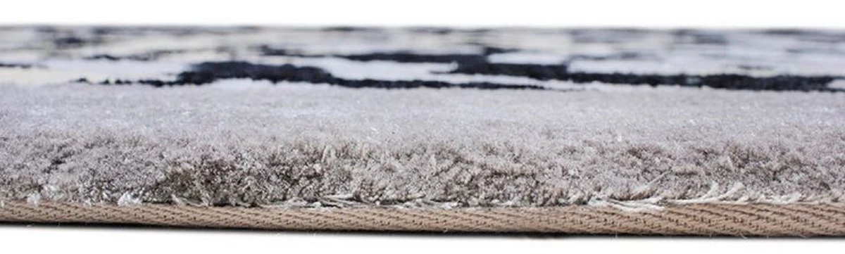 Luxury carpet with leopard design gray / cream / black 160 x 230 cm - Rectangular living room carpet - Modern bedroom carpet - Luxury interior - Luxury quality