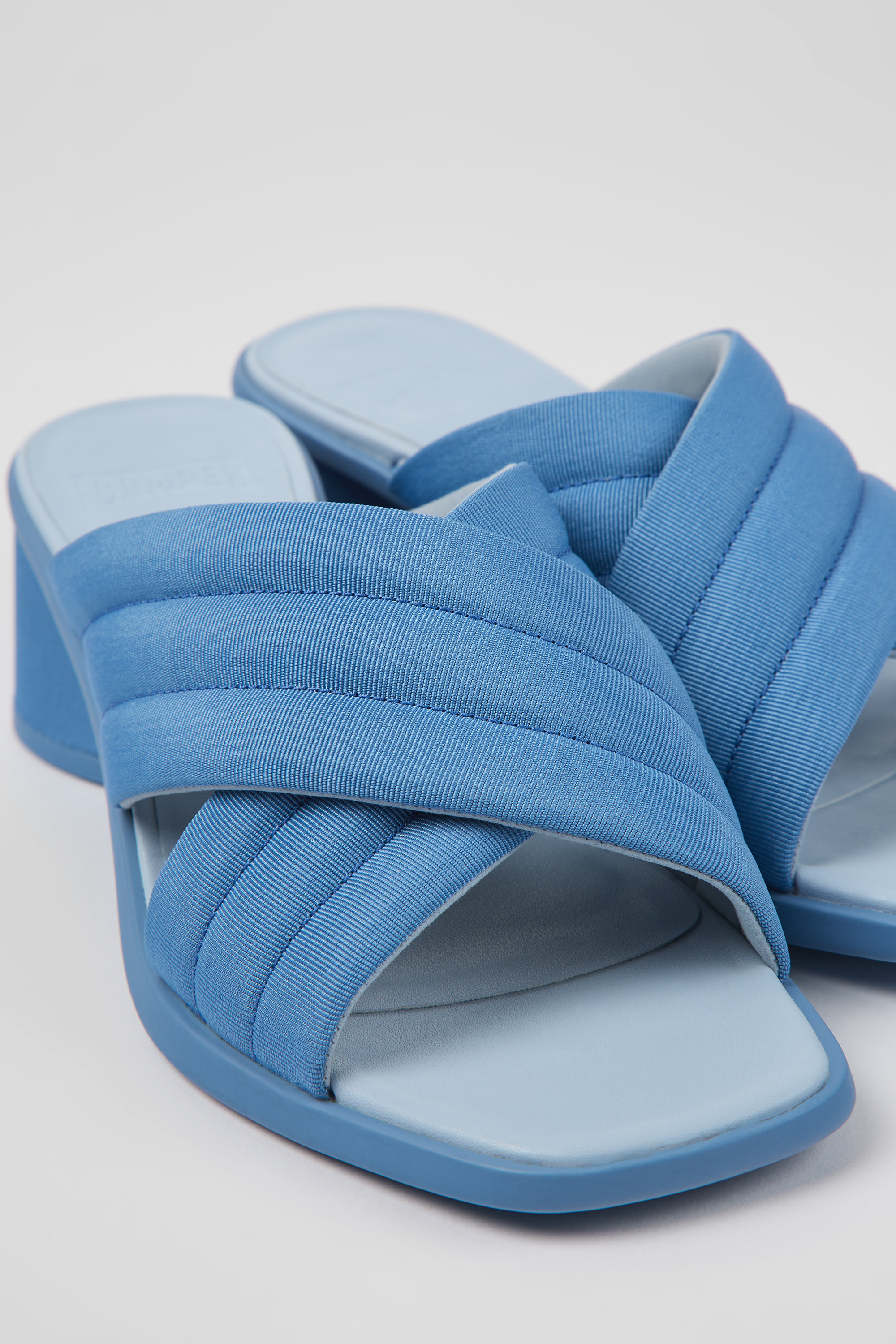 Kiara - Blaue textile Sandalen für Damen