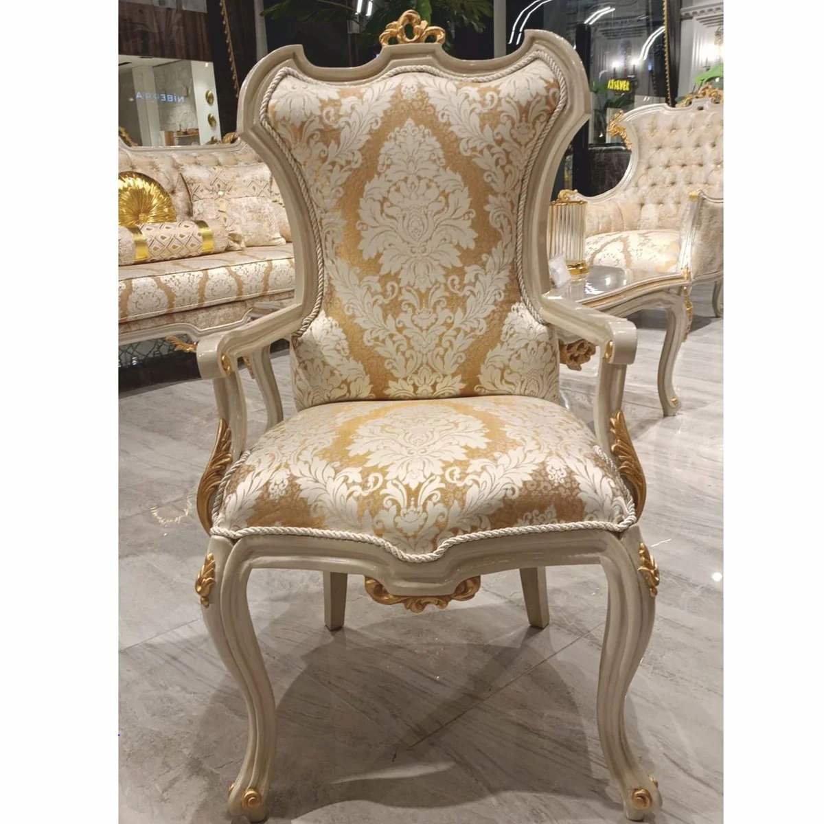 Luxury Baroque dining room chair with armrests gold / white / gray / gold H. 110 cm - Baroque furniture