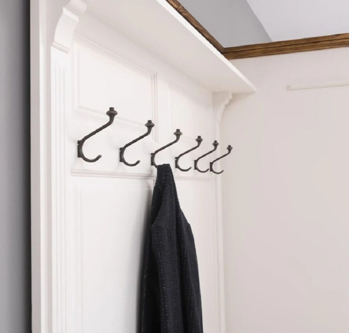 Country house style wardrobe white / brown 205 x 65 x H. 210 cm - solid wood wardrobe - hallway cabinet - wardrobe furniture - solid wood furniture - country house style furniture