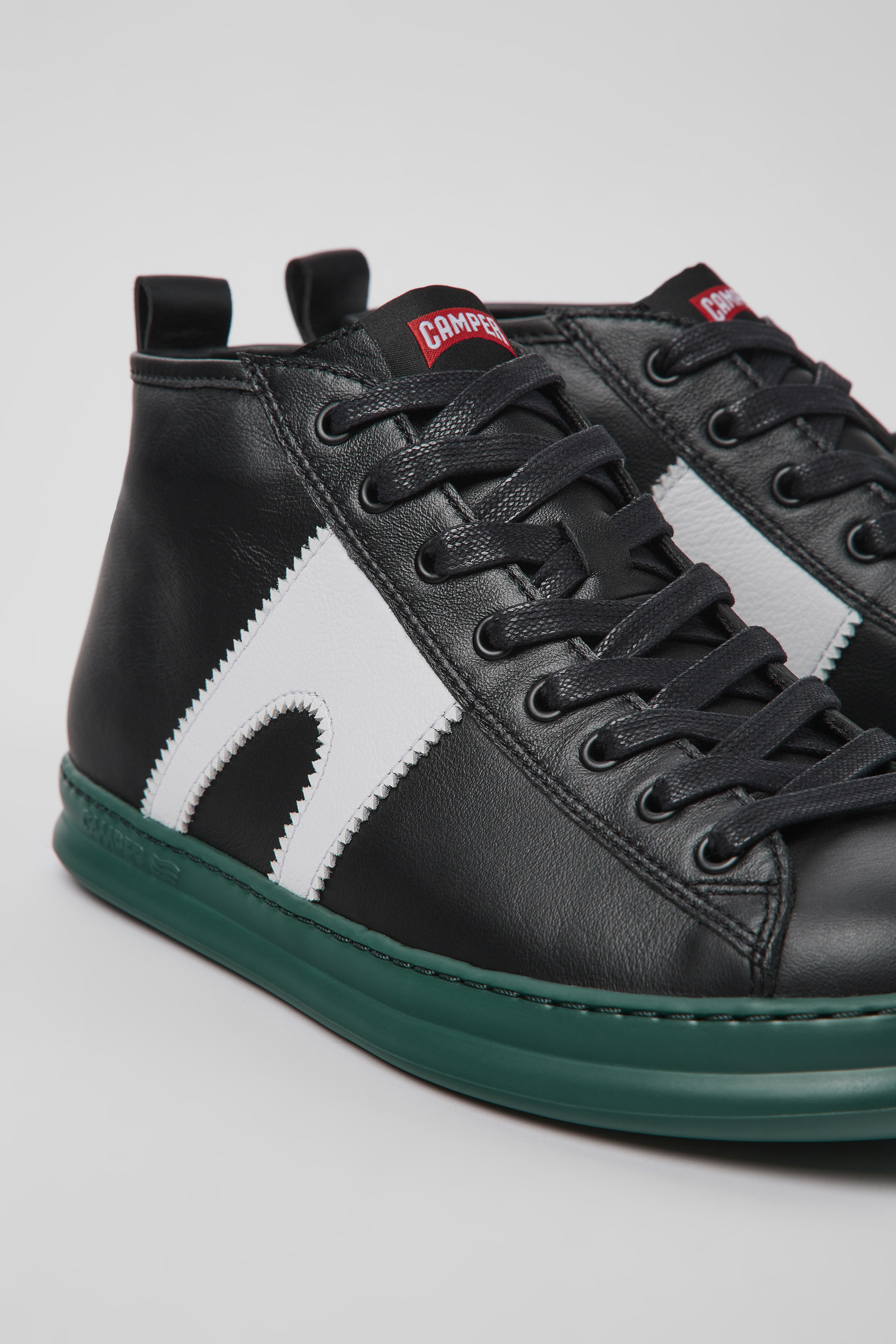 Läufer - Schwarze Leder Turnschuhe für Herren