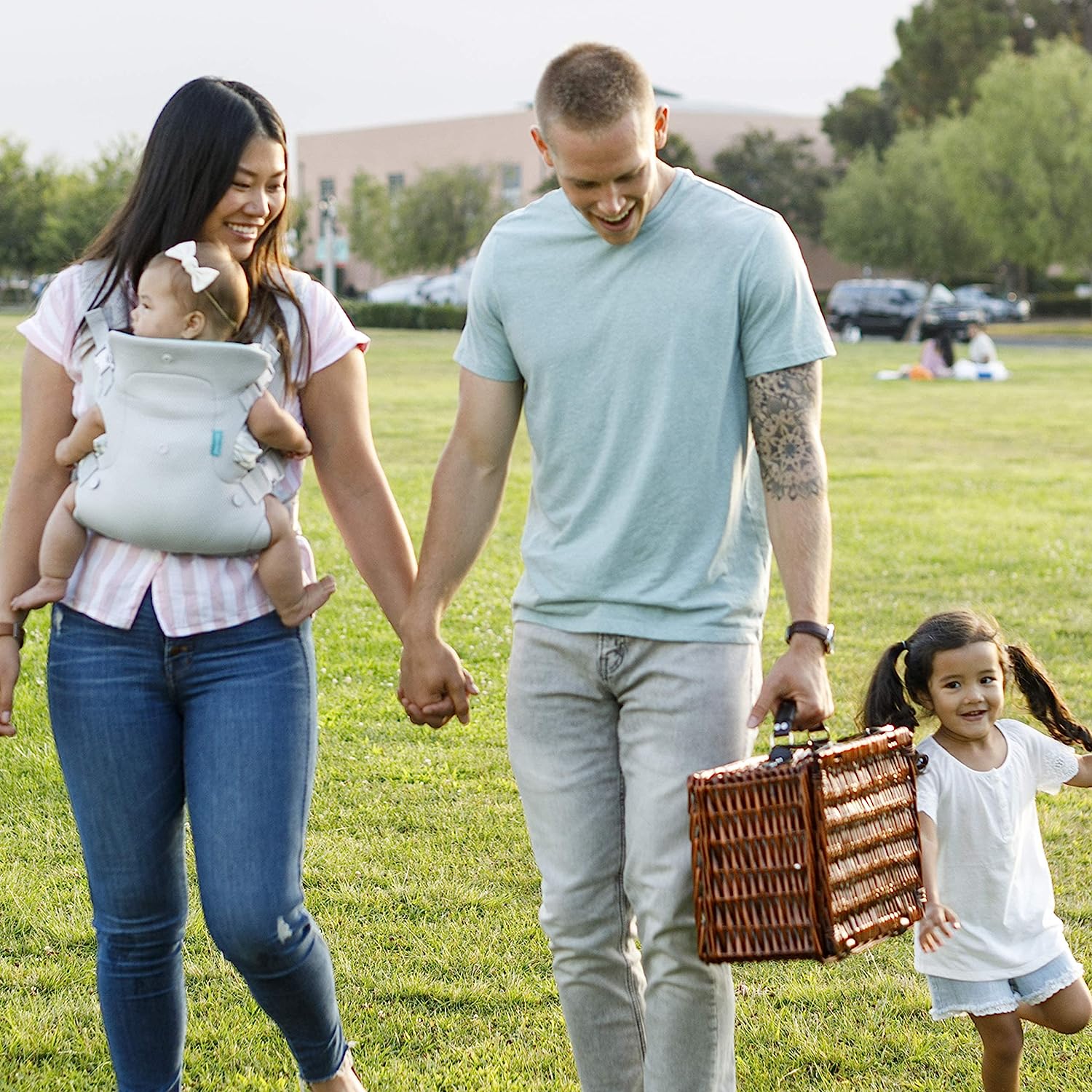 Fortschrittliche 4-in-1-Trage – Ergonomisch, umwandelbar, mit der Vorderseite nach innen und nach außen gerichtet, auf der Vorder- und Rückseite für Neugeborene und ältere Babys mit einem Gewicht von 3,6 bis 15,6 kg