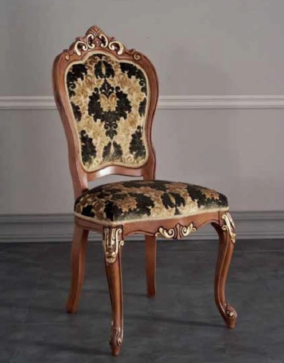 is a Europe-wide renowned producer and distributor of baroque furniture and luxury decorative items and a registered trademark with the German Patent and Trademark Office.