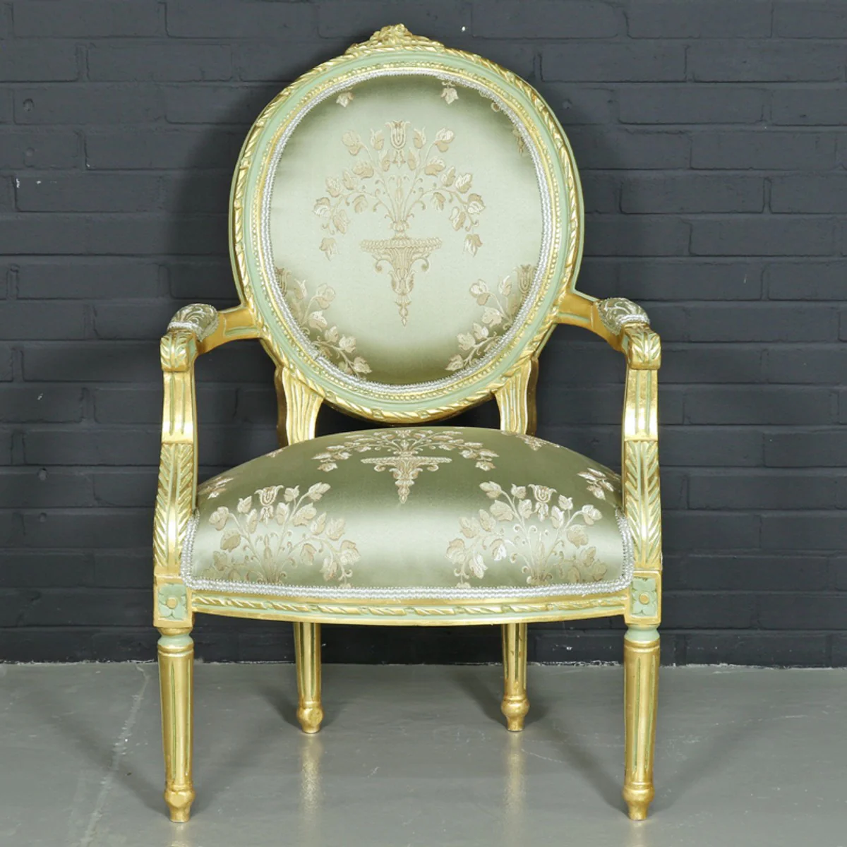 Baroque salon chair medallion Mod2 with armrests light green / gold - antique style chair
