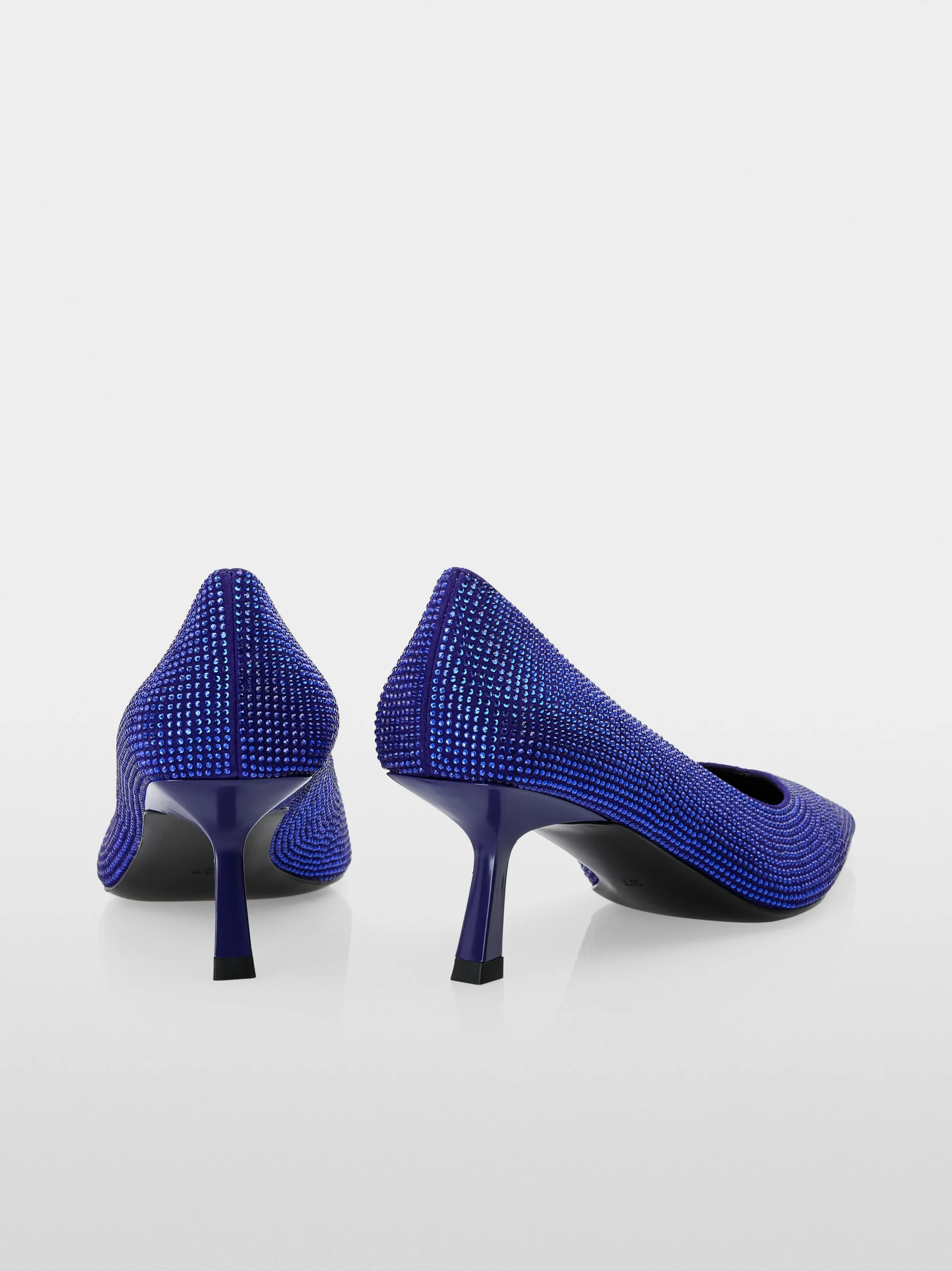 Spitze Pumps von Marc-Cain in V-Form