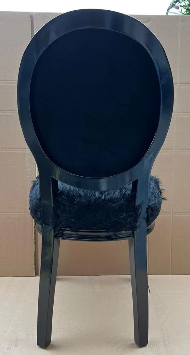 Color: gray / brown / white / gold / silver