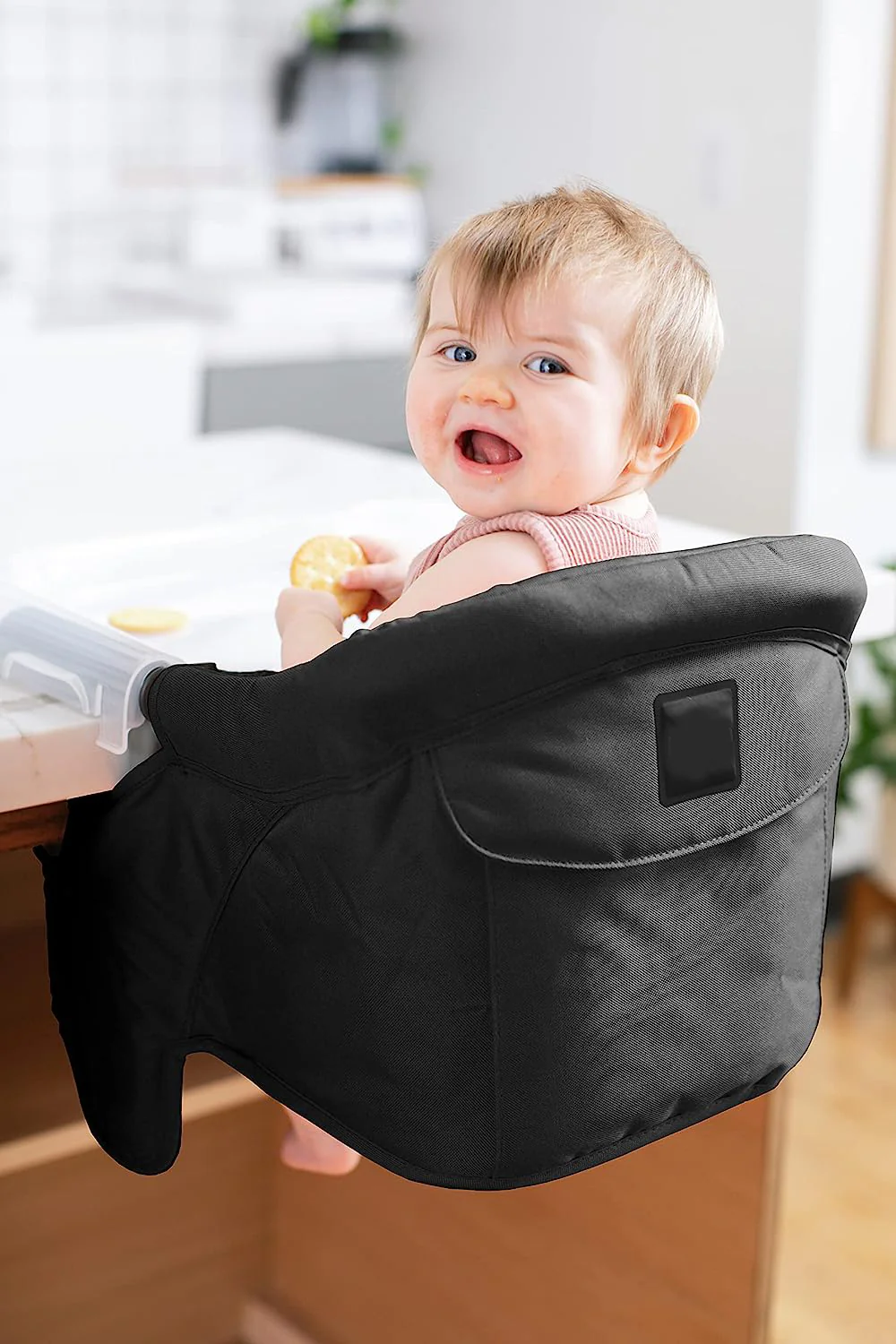 Fast Table Chair – Preisgekrönter Babyhochstuhl zum Essen und Essen – kompakt, tragbar und faltbar – hinterlässt keine Kratzer – für Babys von 6–36 Monaten und 1–3 Jahre alte Kleinkinder – Schwarz