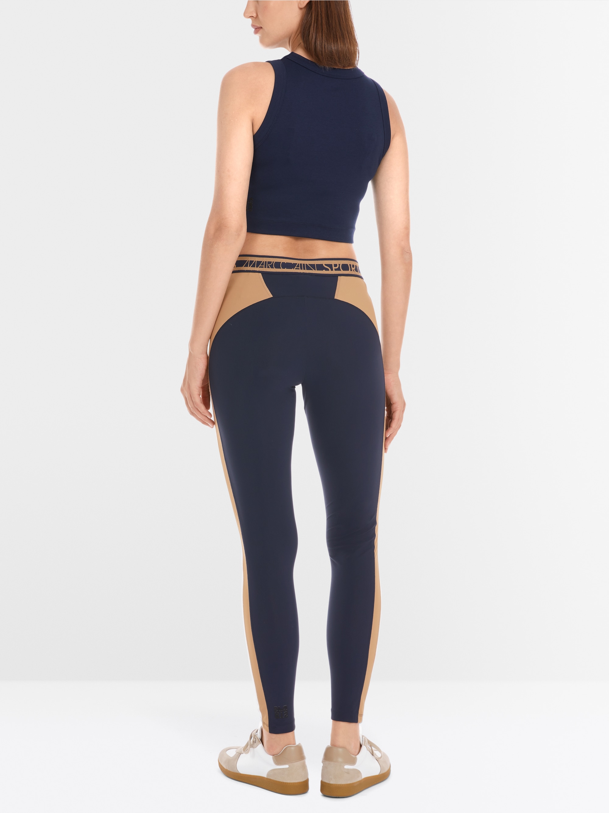 Marc-Cain Solides, kurzes Oberteil aus Baumwollstretch