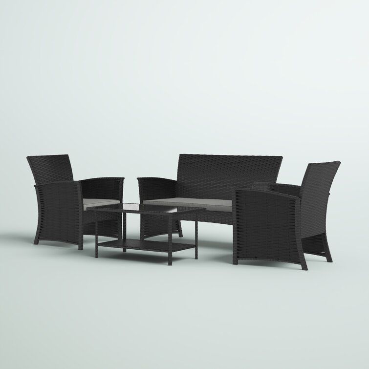 Genova 4 Piece Rattan Sofa Sitzgruppe mit Kissen