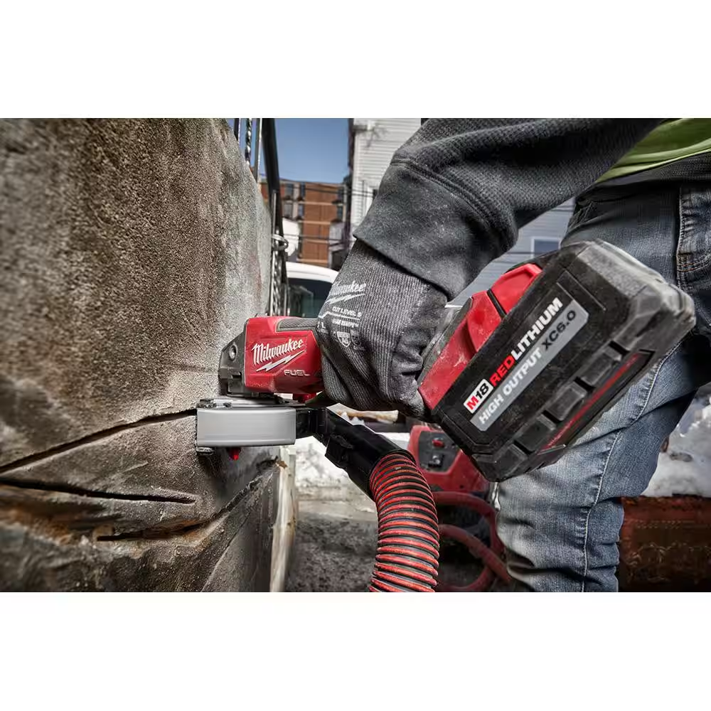 M18 FUEL 18V Lithium-Ionen Brushless Cordless 4-1/2 in./5 in. Grinder w/Paddle Switch (nur Werkzeug)