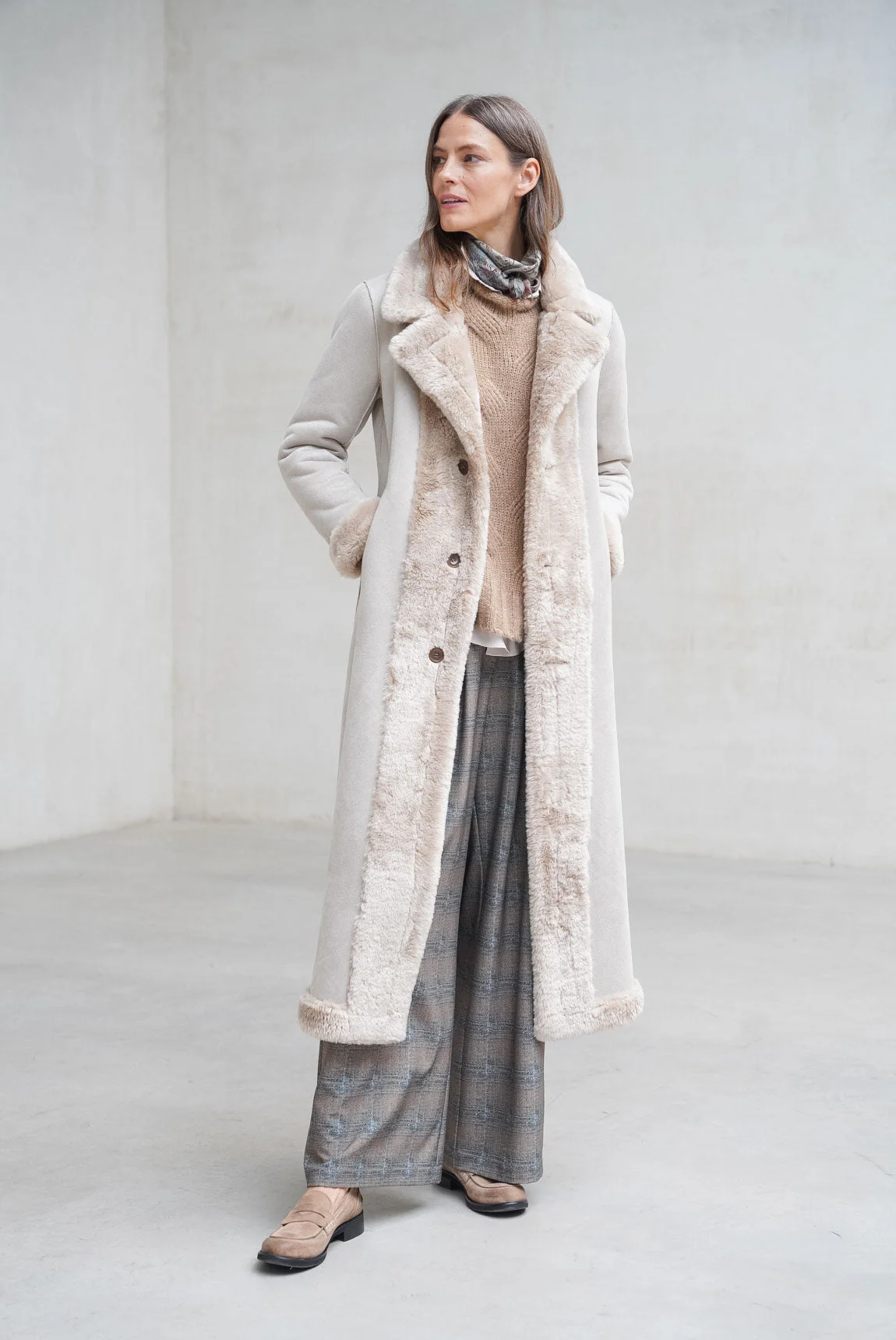 Rivera-Spain Wendbarer Oria-Mantel in Sand