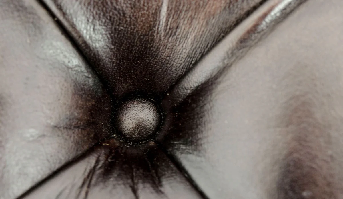 Luxury genuine leather footstool gunmetal 64 x 64 x H. 46 cm - Chesterfield Furniture