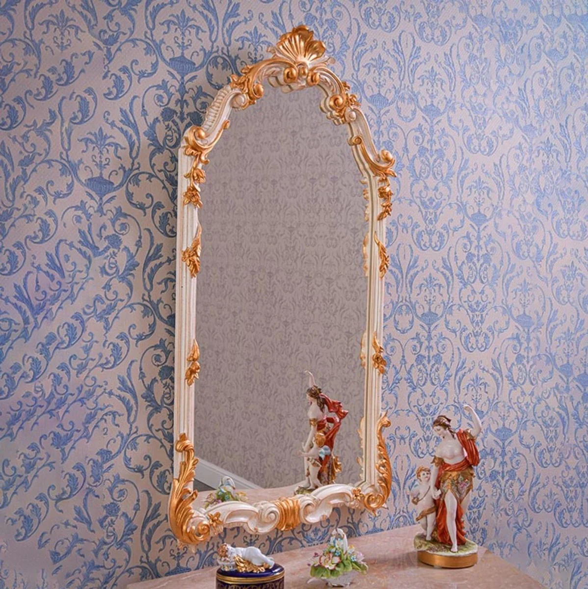 Luxus Barock Spiegel Weiß / Gold H. 111 cm - Prunkvoller Barockstil Wandspiegel - Made in Italy