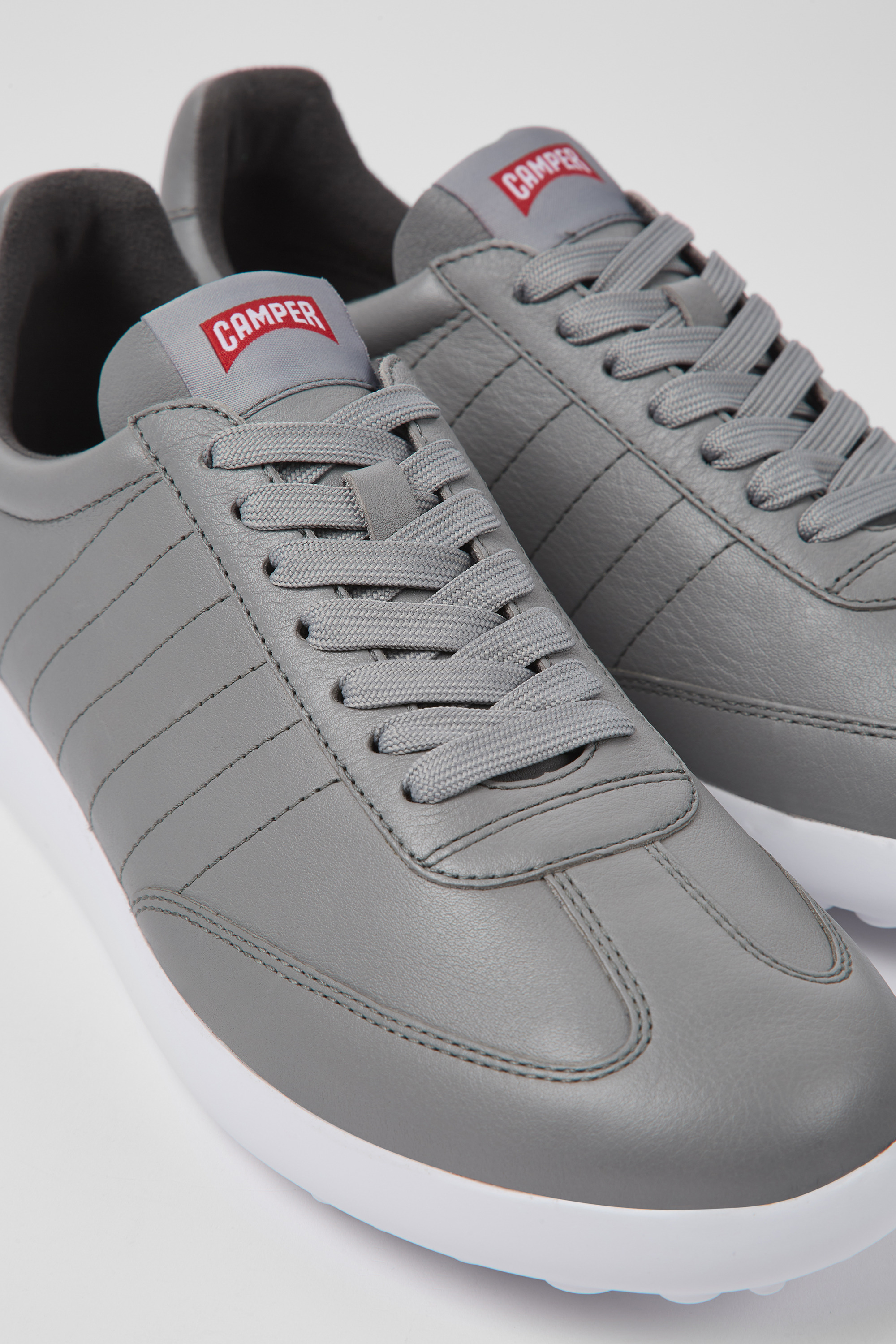 Pelotas XLite - Graues Leder Turnschuhe für Herren