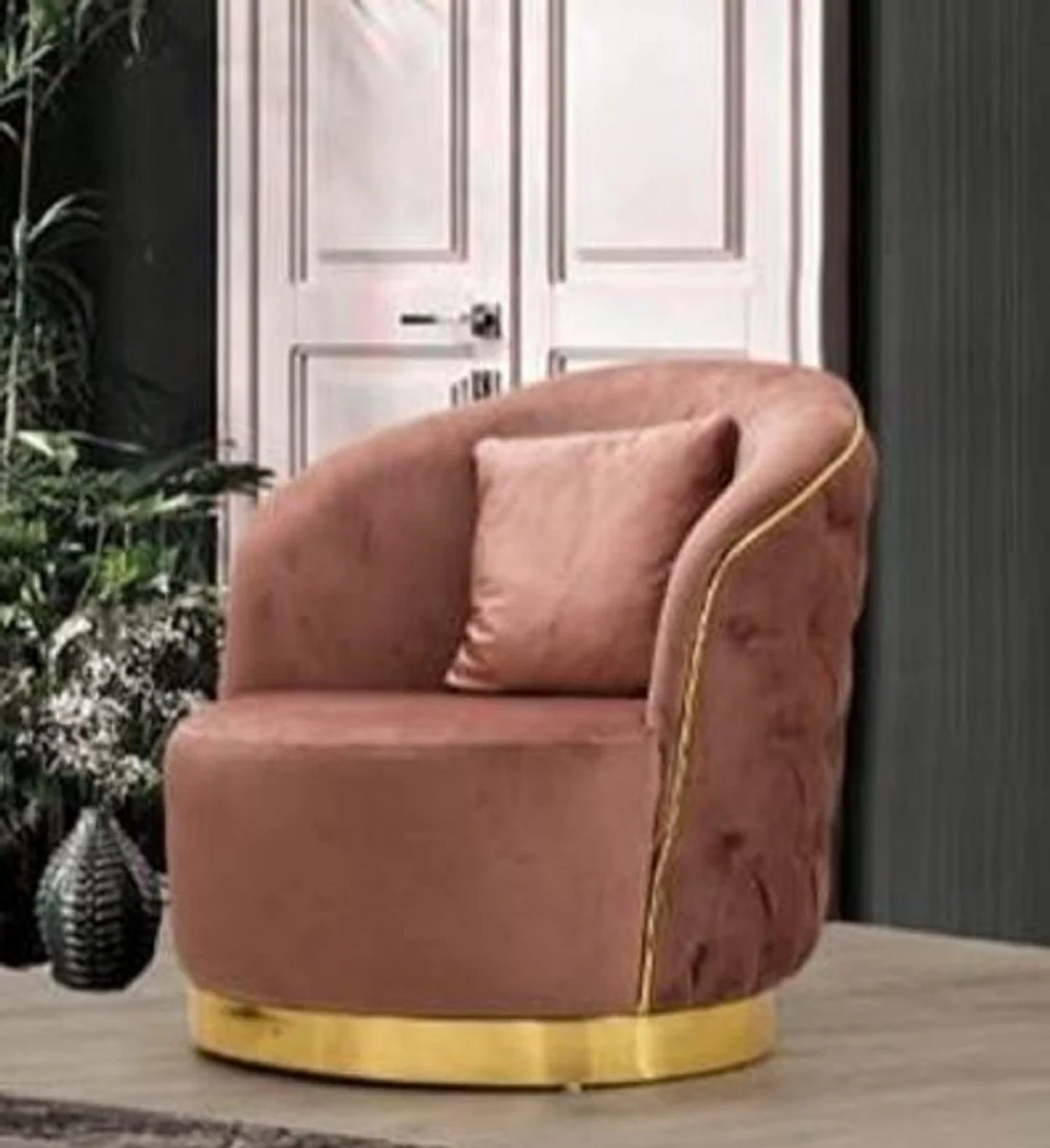 Luxury Chesterfield armchair pink / gold 90 x 95 x H. 75 cm - Modern living room armchair - Chesterfield living room furniture