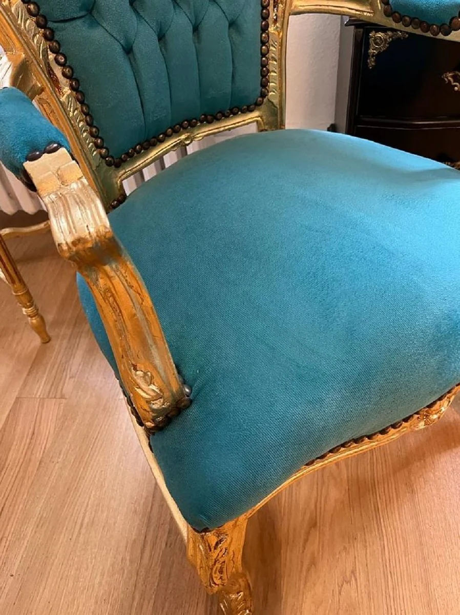 Baroque dining room chair with armrests turquoise / gold - handmade antique style solid wood chair with elegant velvet fabric - dining room furniture in baroque style - baroque furniture